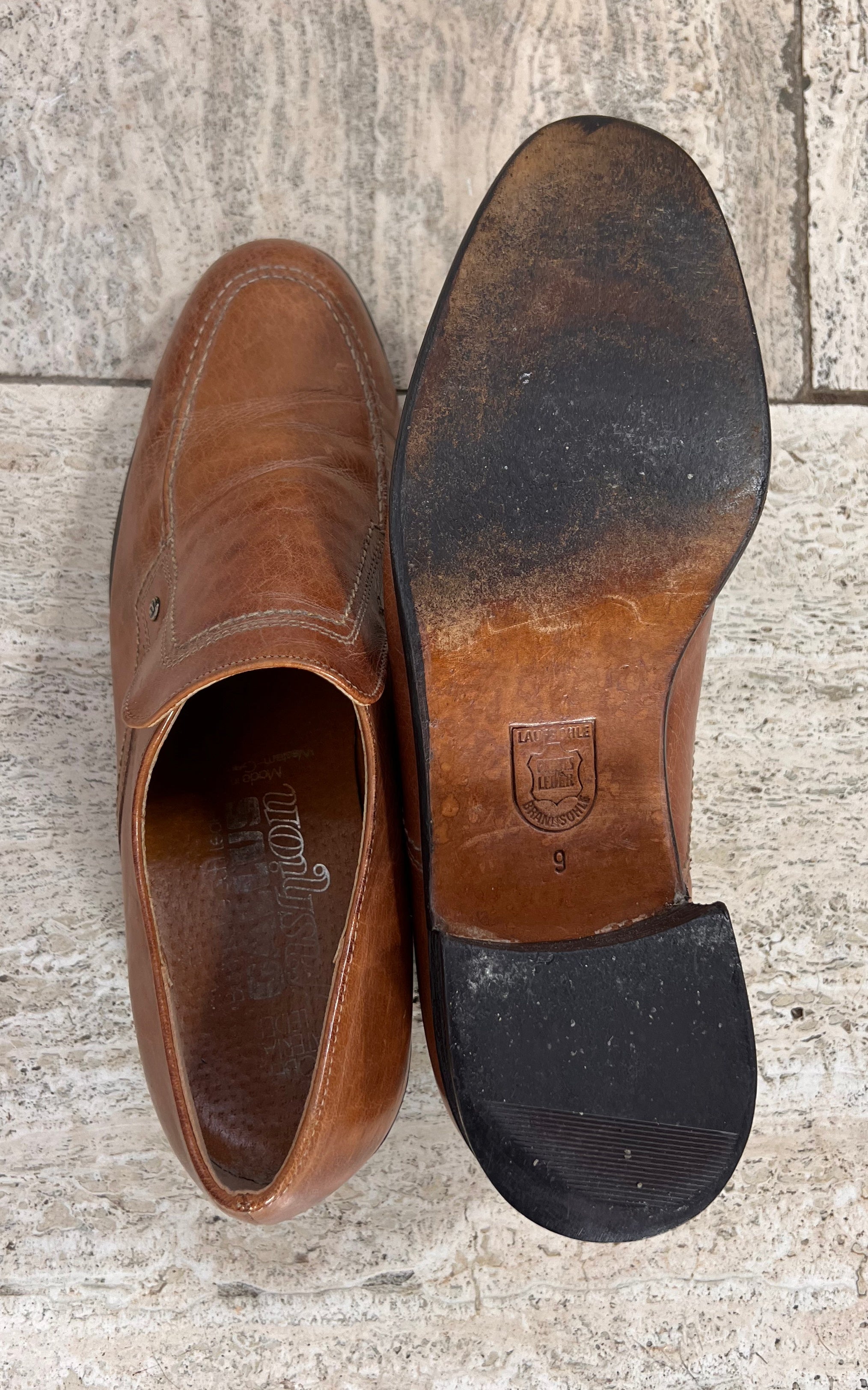 Vintage Mens 70s Leather Heeled Loafers 43