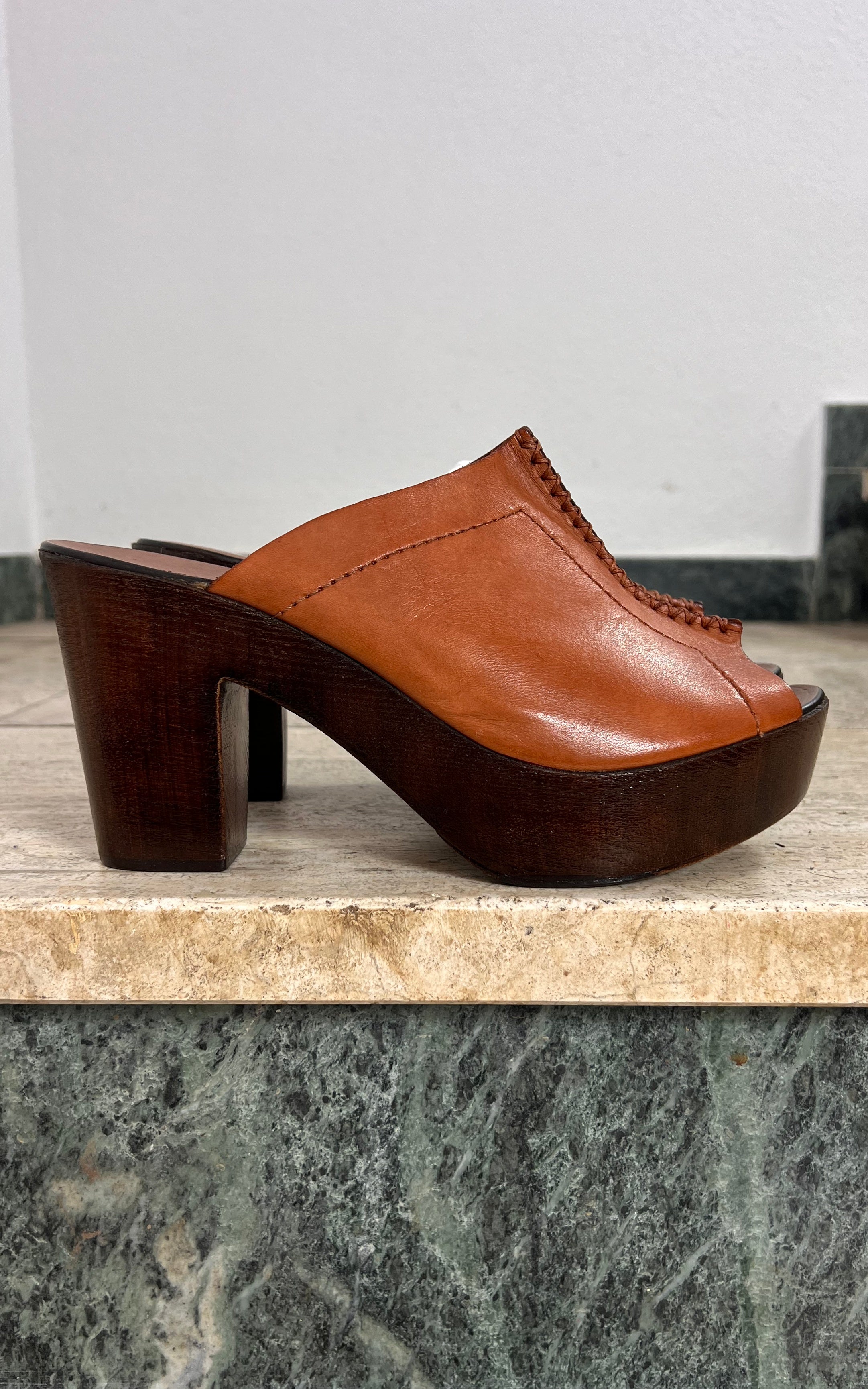 Deadstock 70s Style Clogs 41