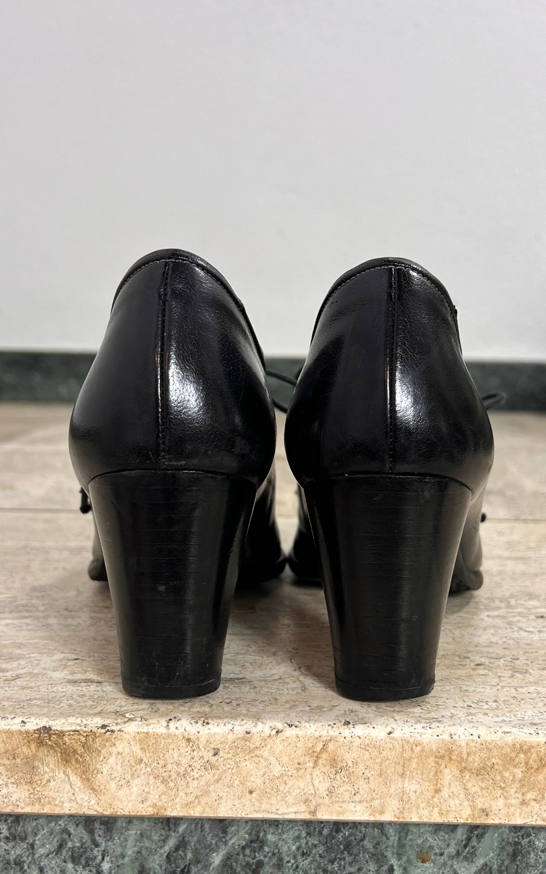 Vintage Roseto 1868 Lace-up Heels 39