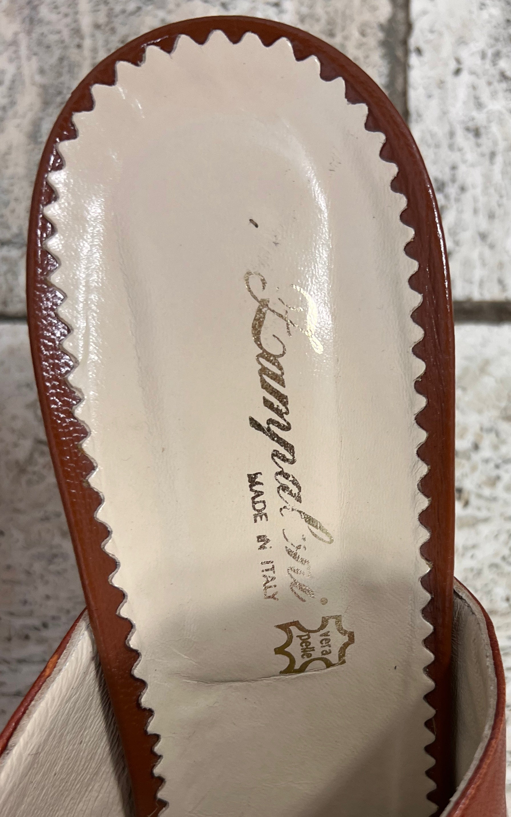Vintage Italian Two-Tone Leather Mules 41