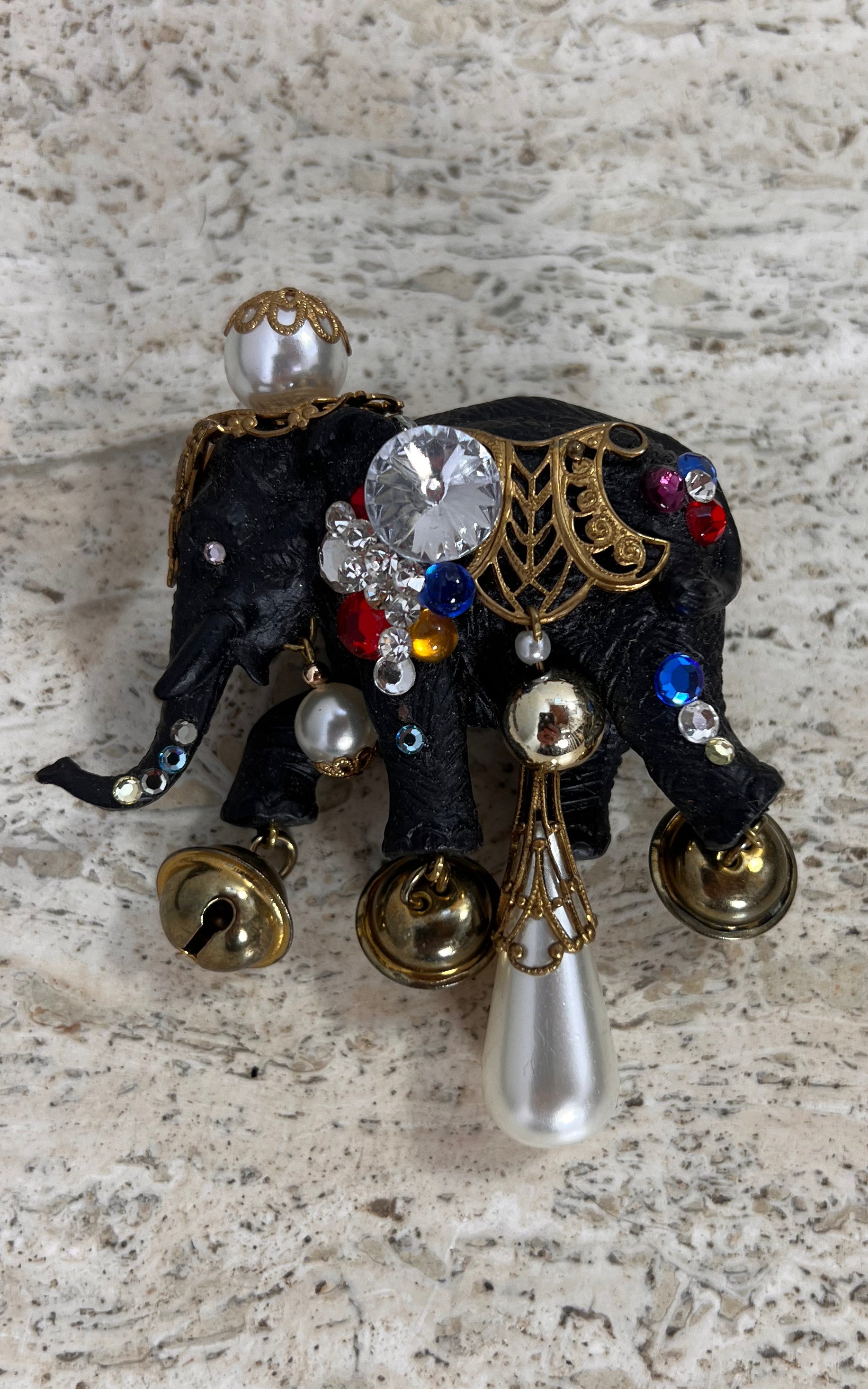 Vintage 90s Elephant Brooch