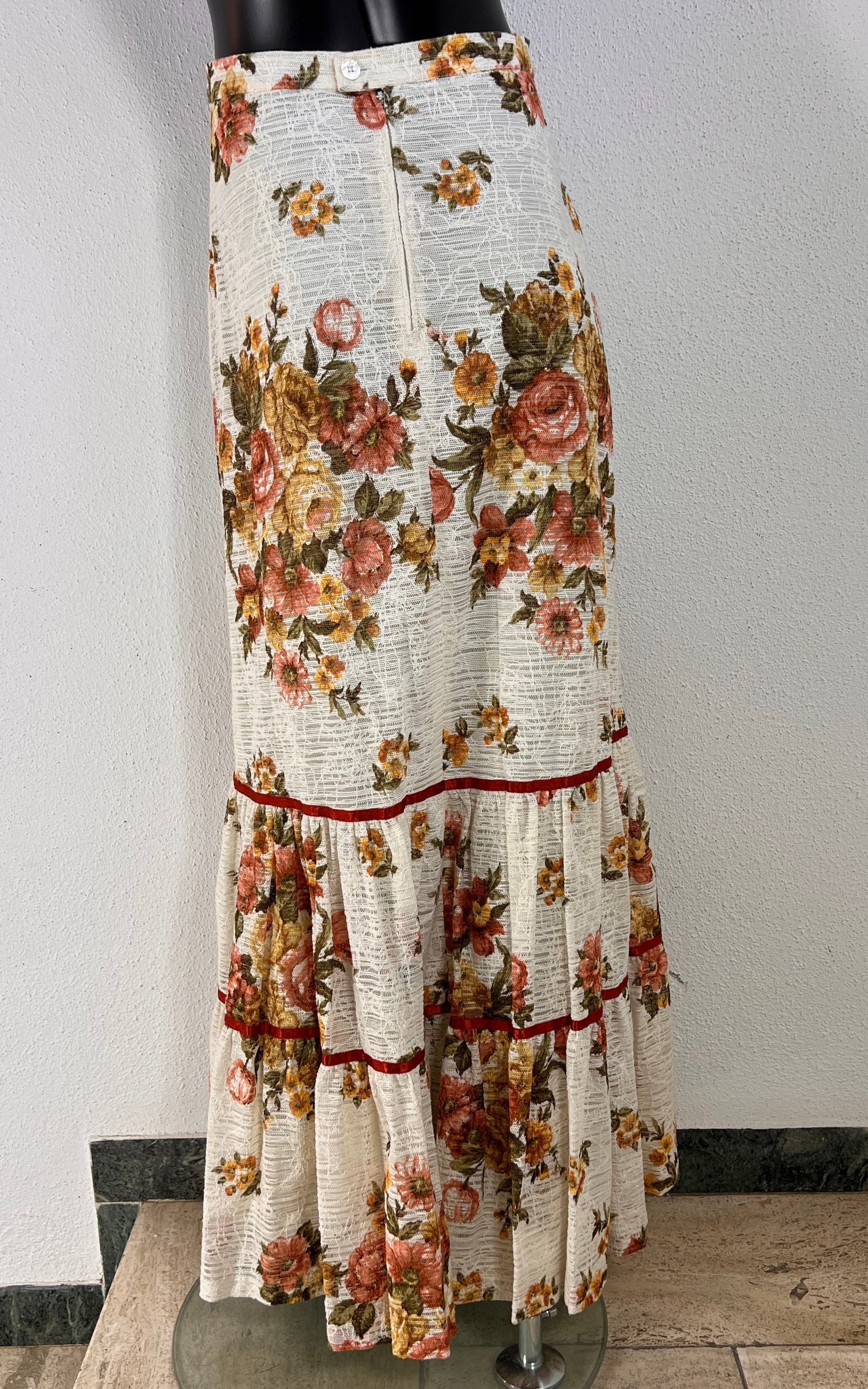 Vintage Romantic 70s Flower Skirt