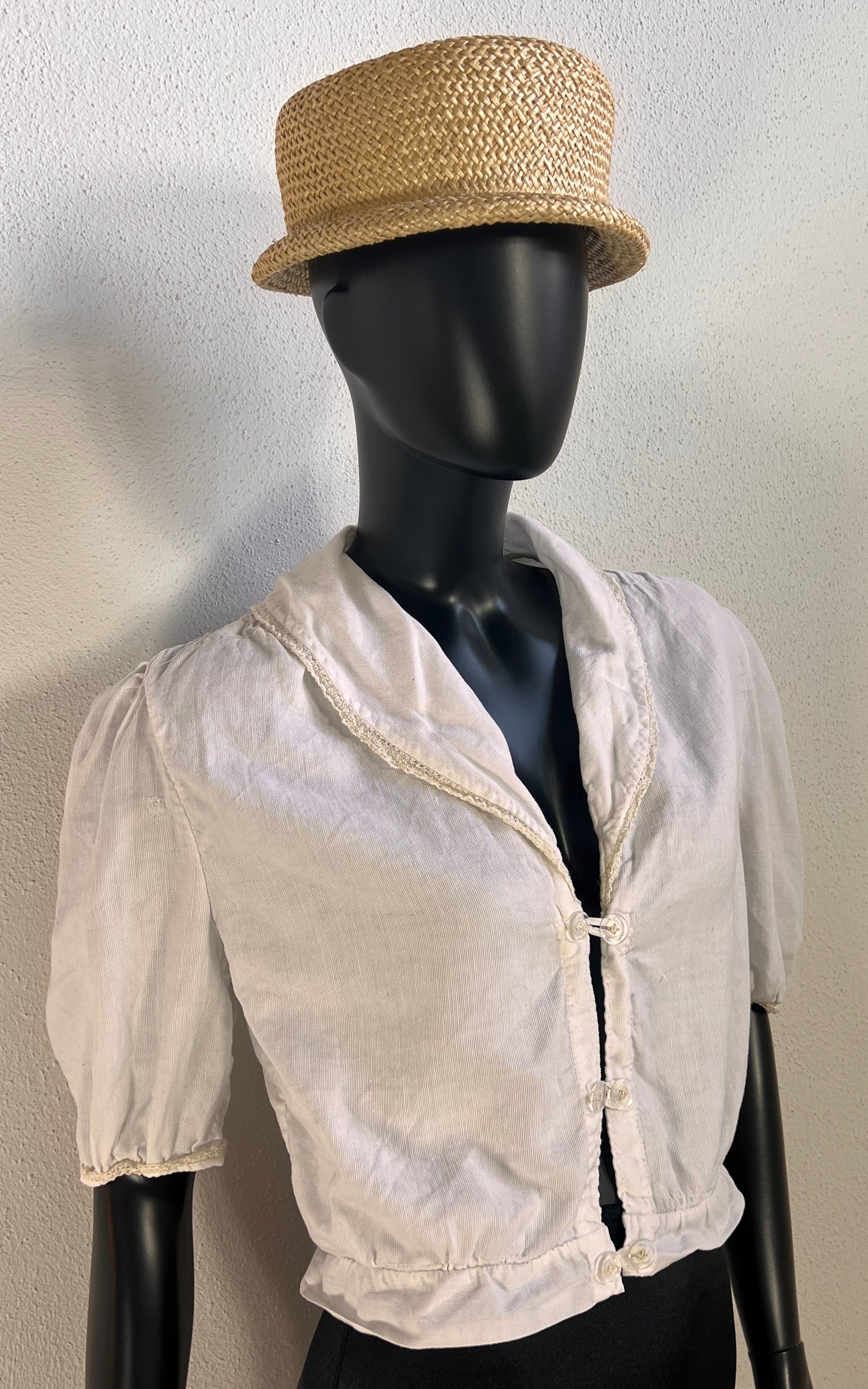 Vintage 40s Romantic Cropped Blouse