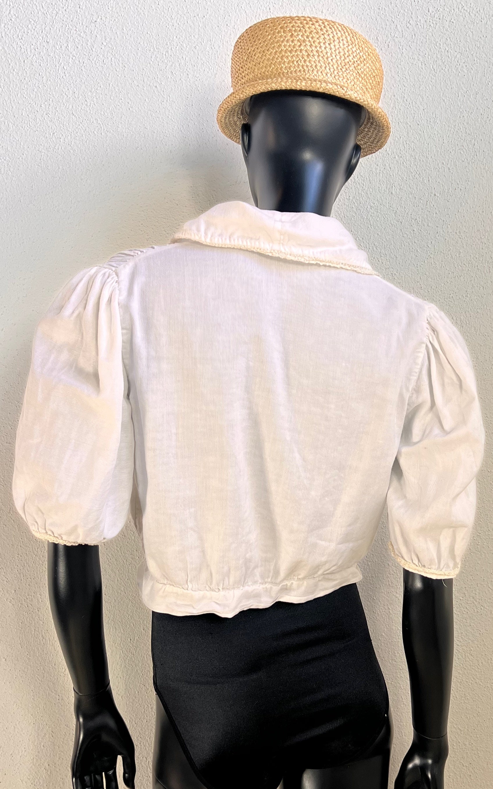 Vintage 40s Romantic Cropped Blouse