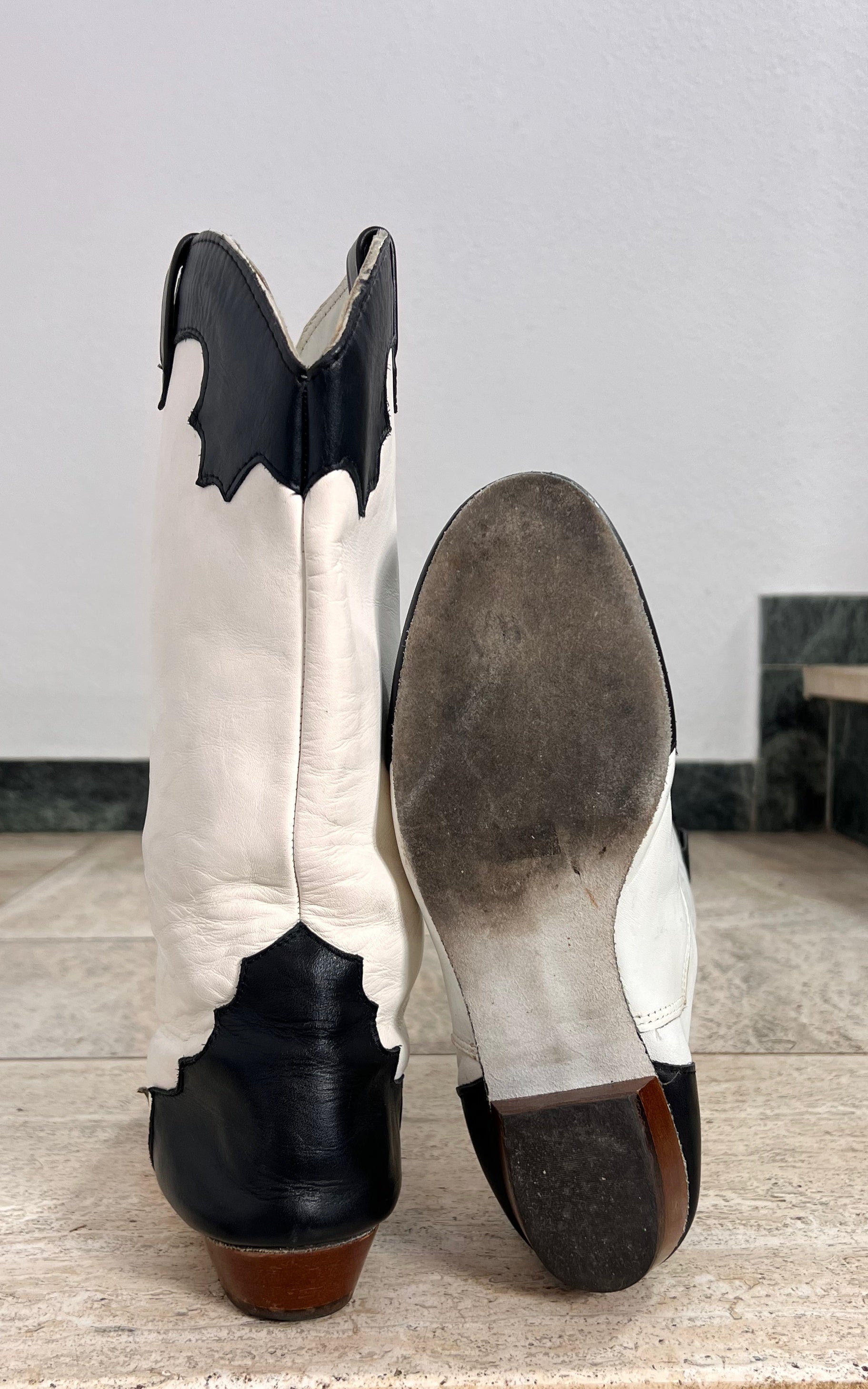 Vintage Black and White Western Cowboy Boots 38
