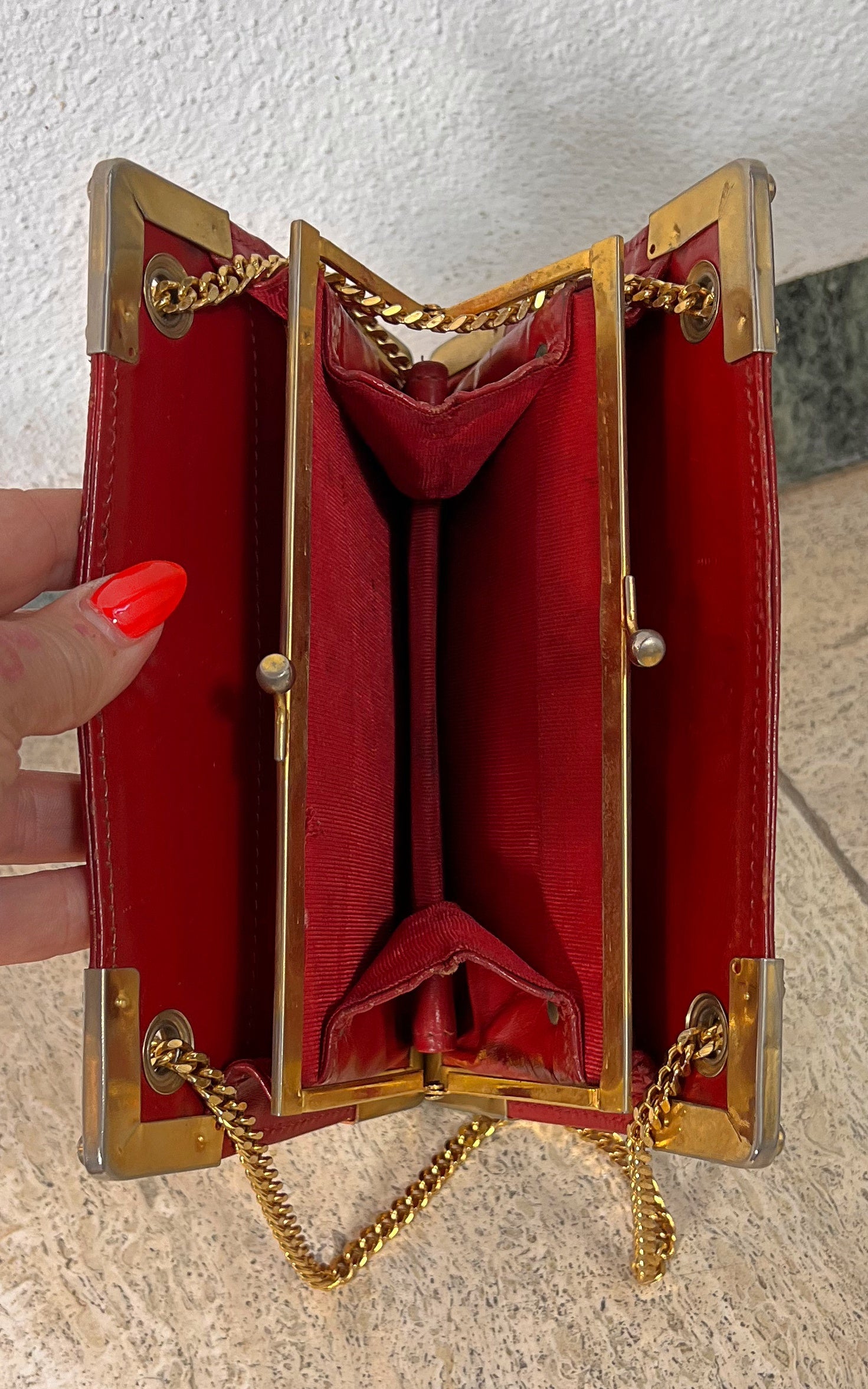 Vintage 70s Red Leather Box Bag
