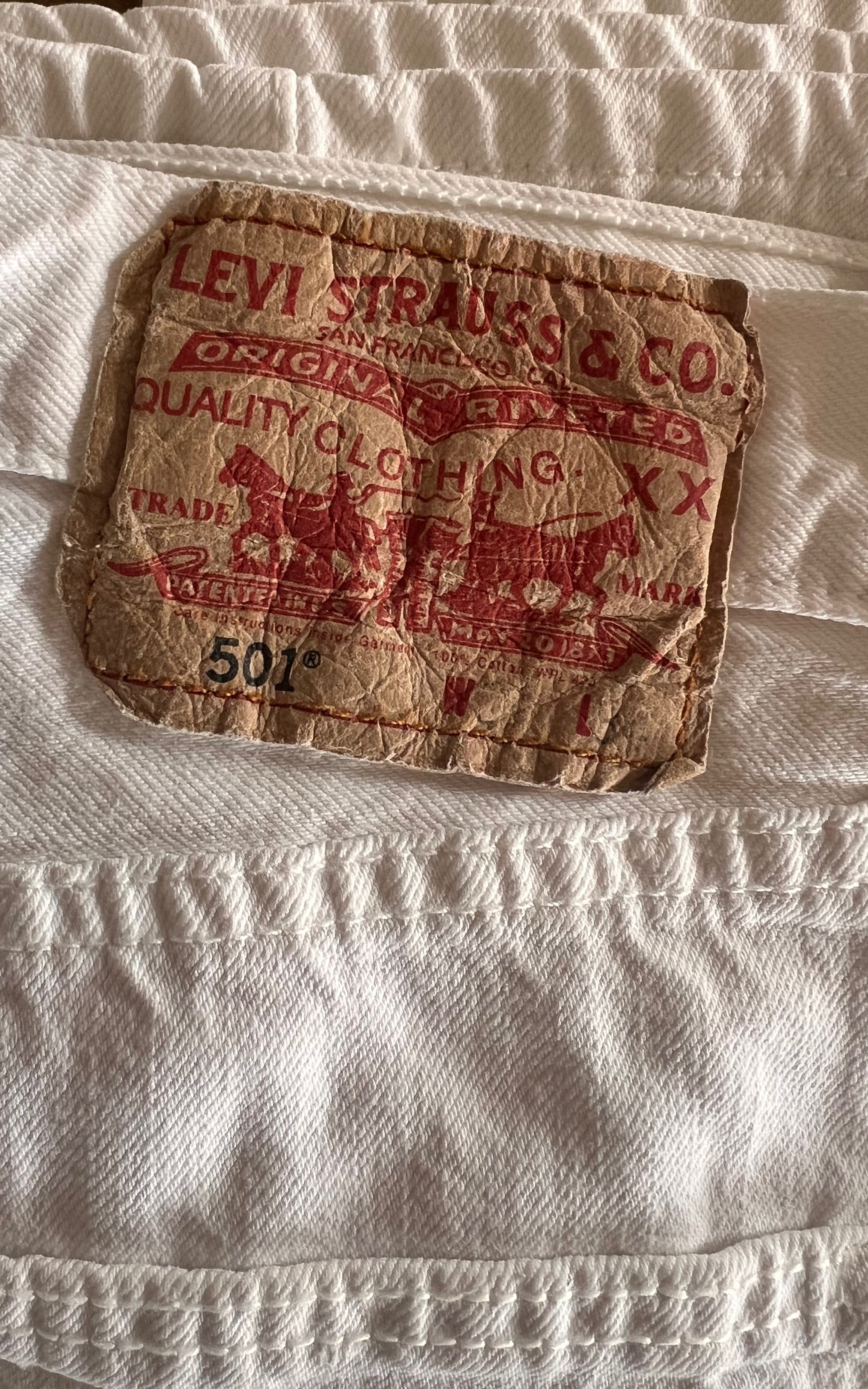 Vintage 90s Levis 501 31/34