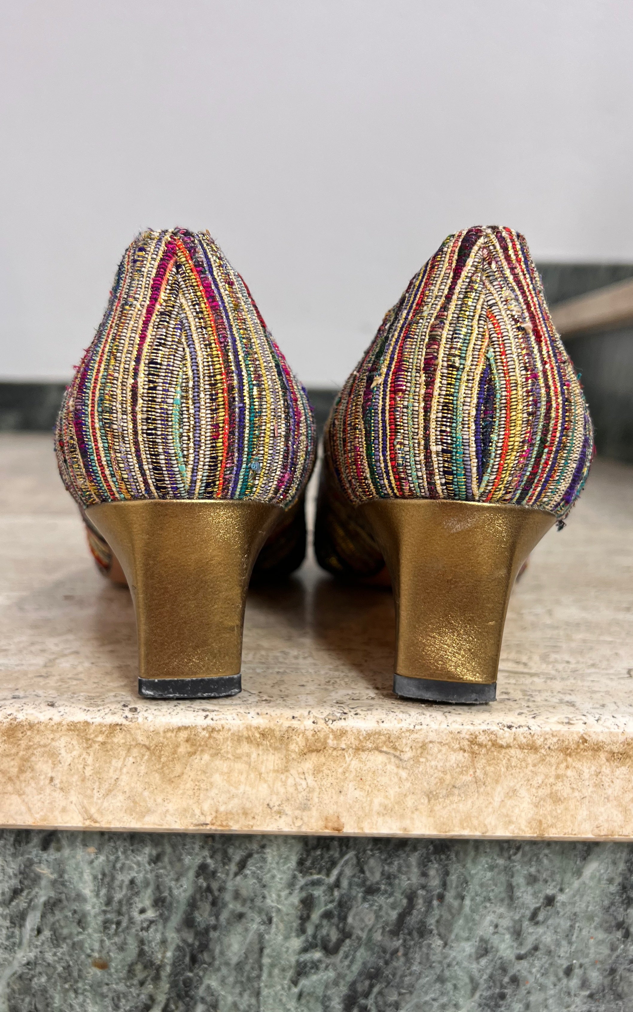 Vintage Gold Woven Bruno Magli Pumps 38,5