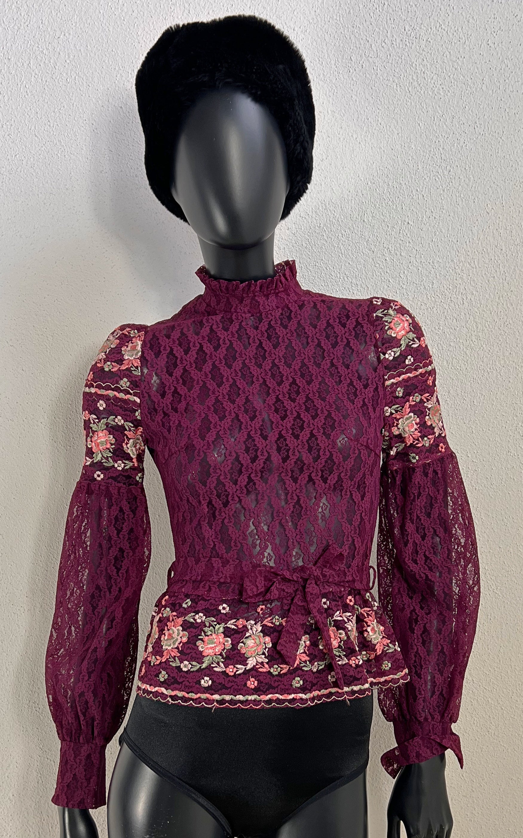 Vintage 70s Lucie Linden Lace Blouse