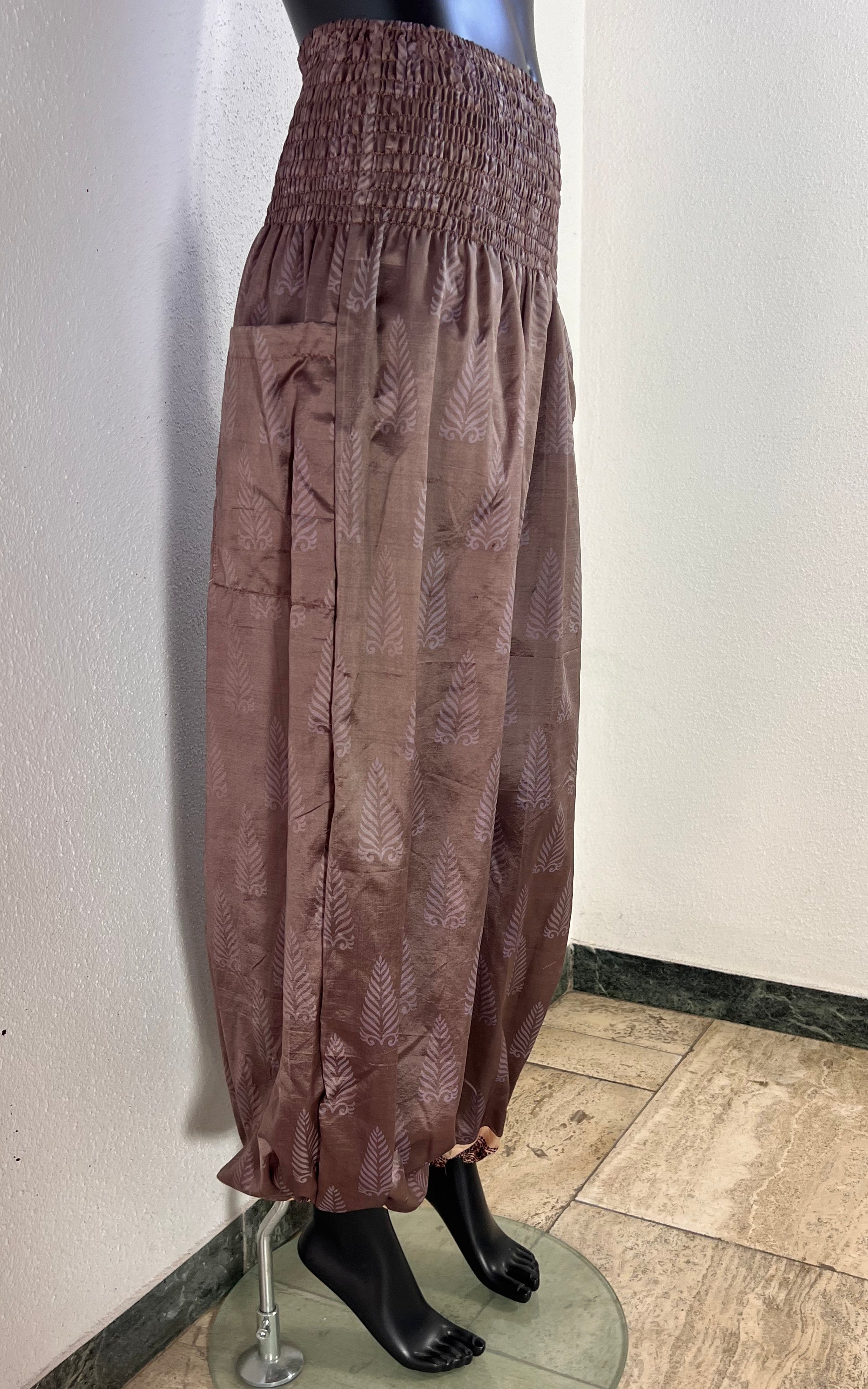 Recycled Sari-Silk Balloon Pants