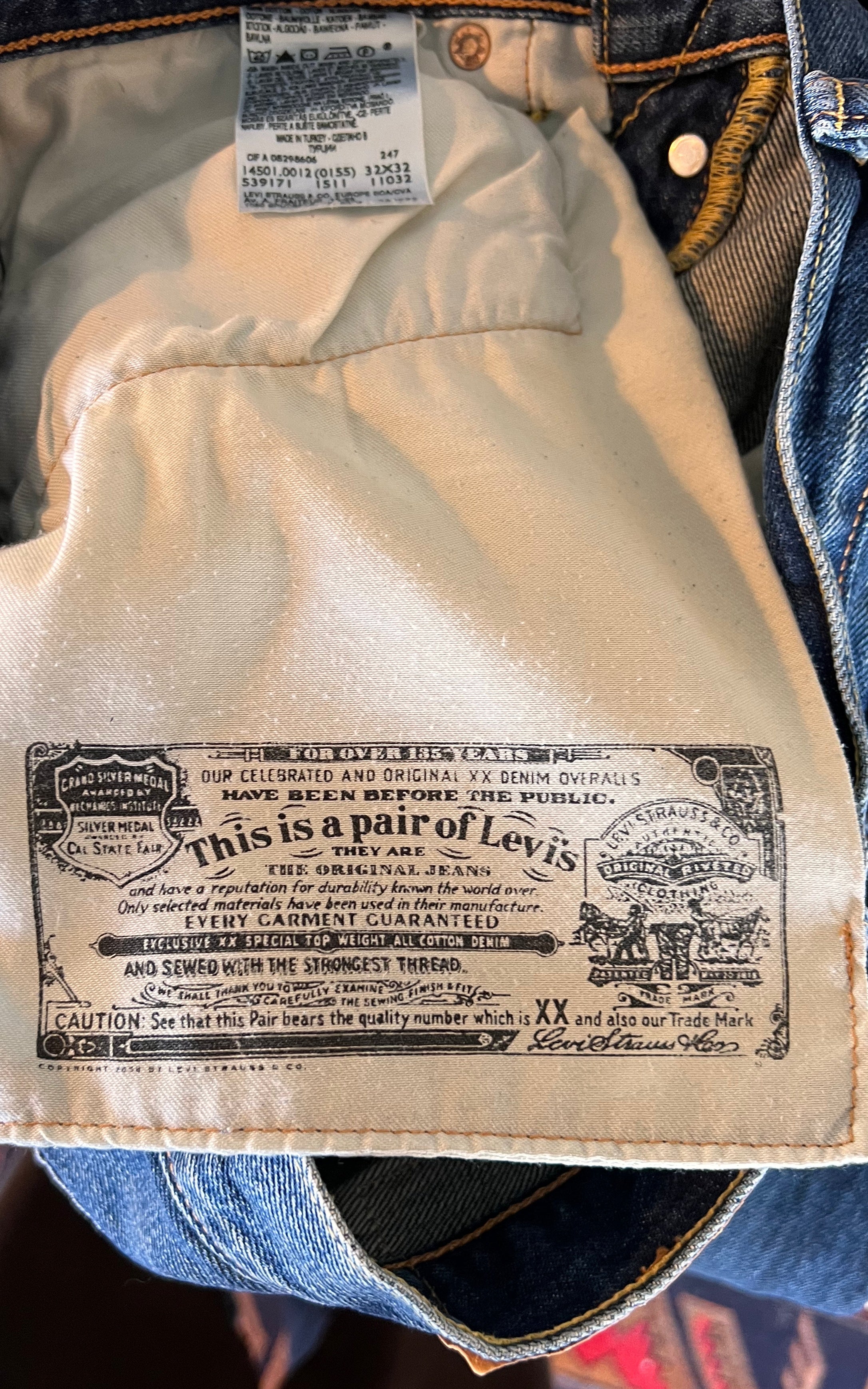 Levis 501 32x32