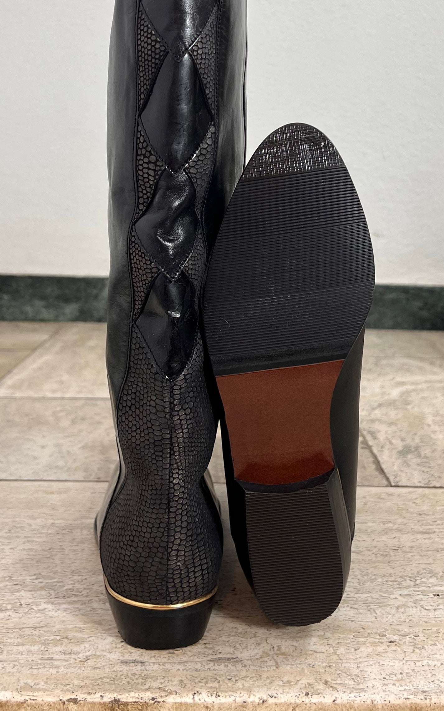 Vintage Black Leather Knee-High Boots with Textured Panel Detail 39