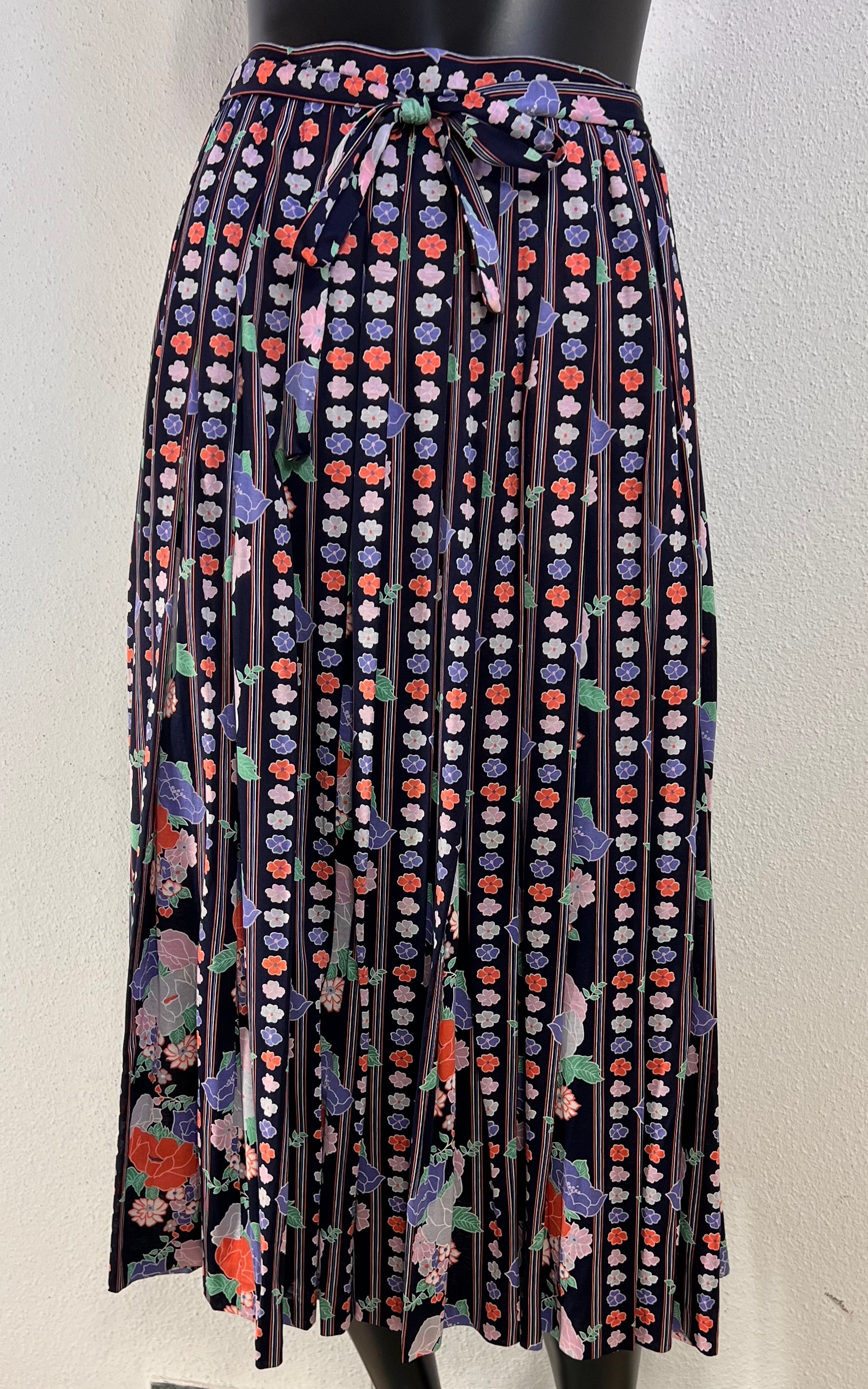 Vintage 70s Bleyle Pleated Flower Skirt