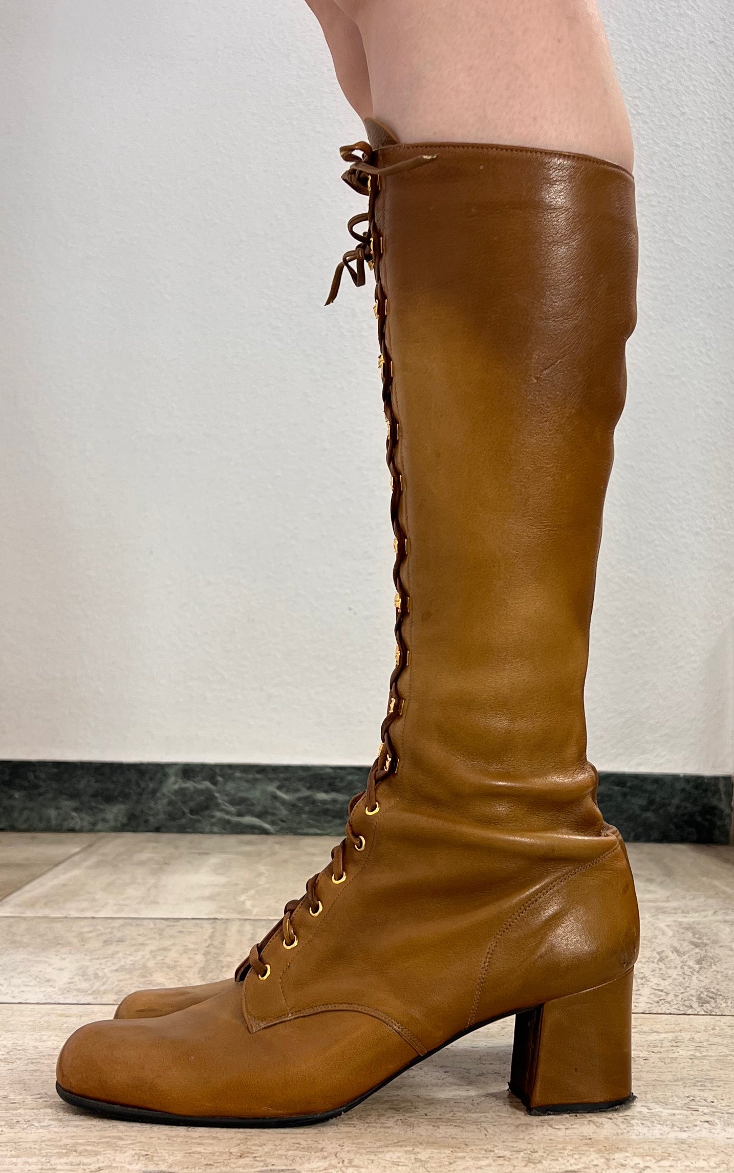Rare 1960s Italian Leather Lace-Up Boots 39/40
