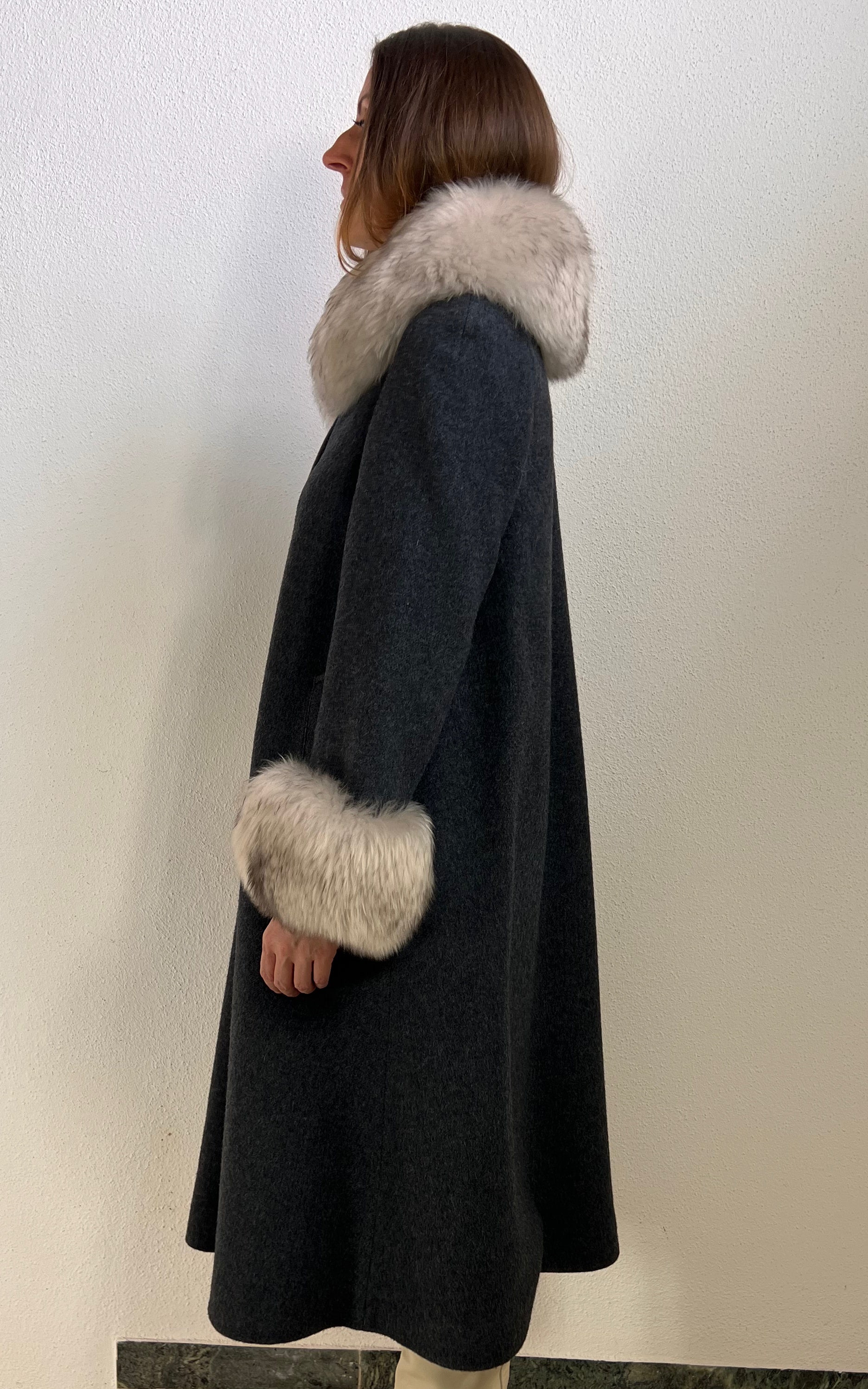 Vintage 1970s Wool Coat with Genuine Fur Trim