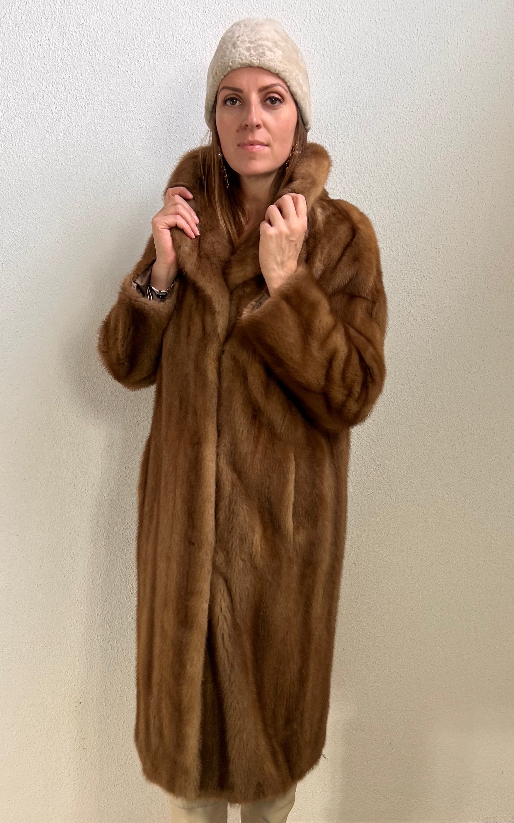 Vintage 1970s Brown Mink Fur Coat
