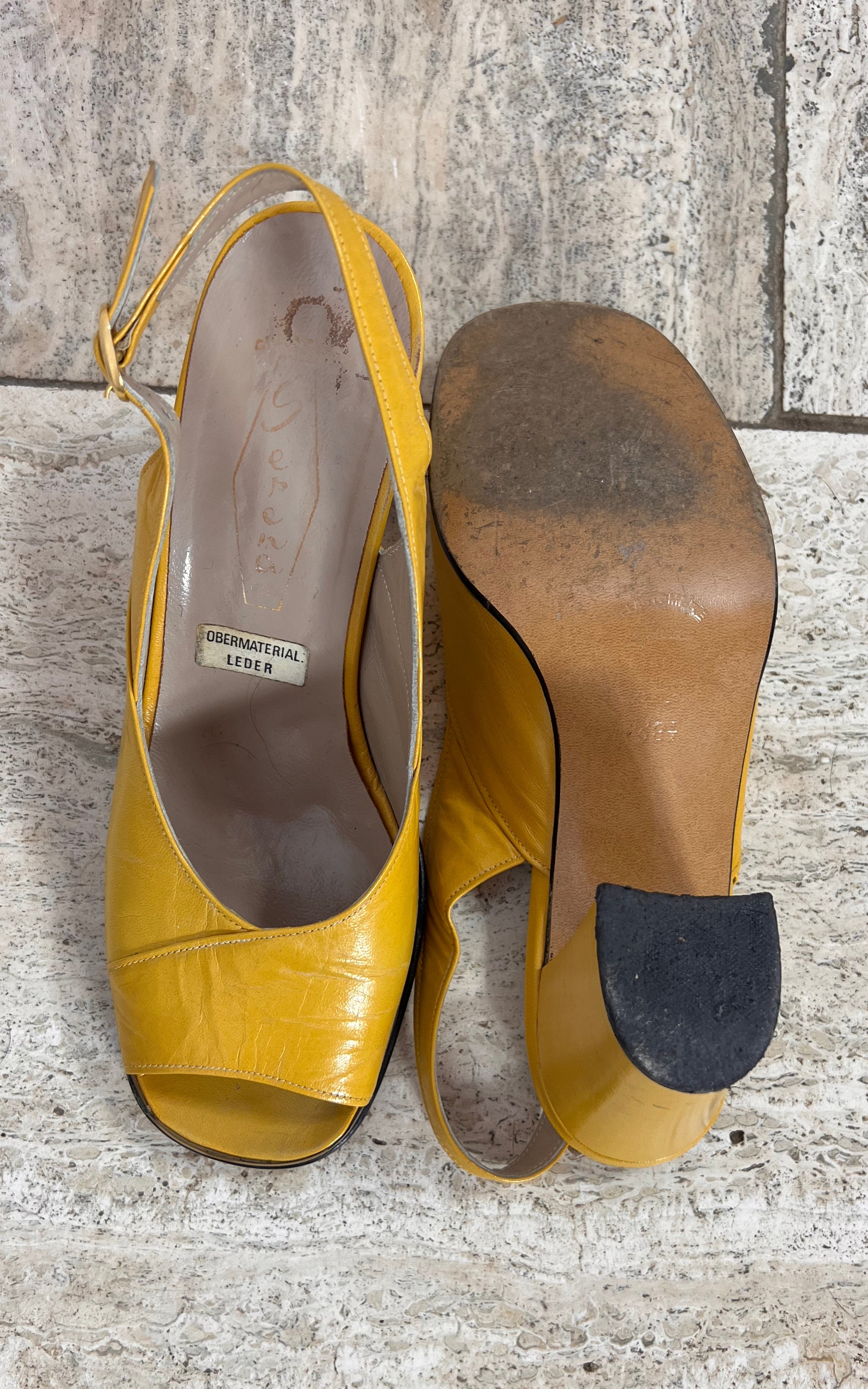 Vintage 60s Peep Toe Heels 38