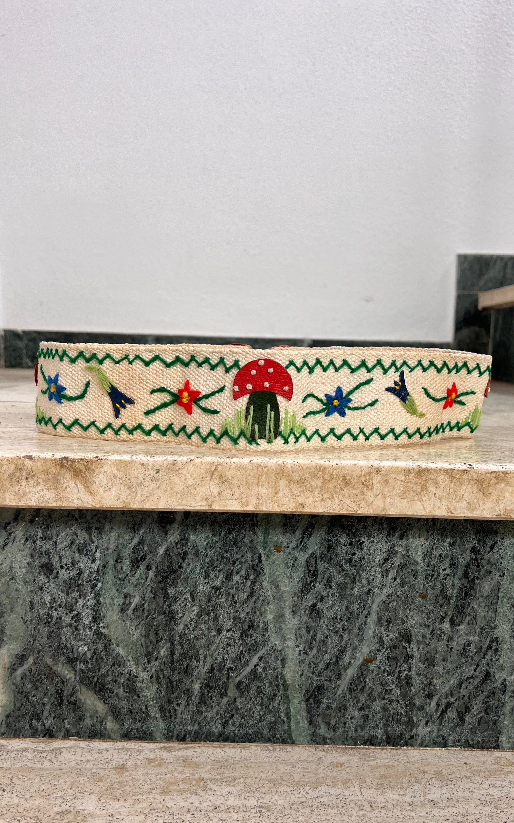 Vintage 60s Bavarian Mushroom Belt