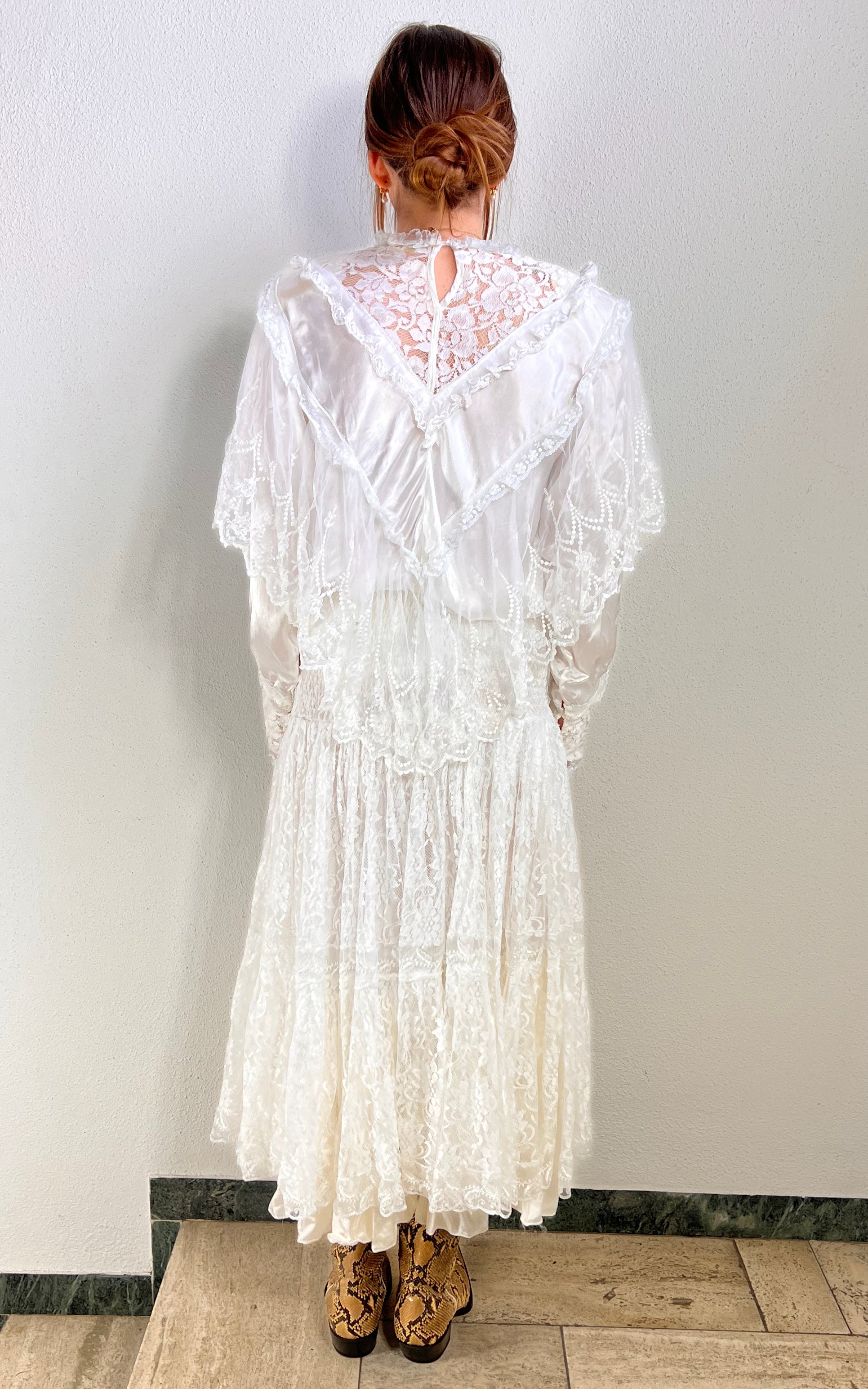 Vintage 80s Cocos Lace Set
