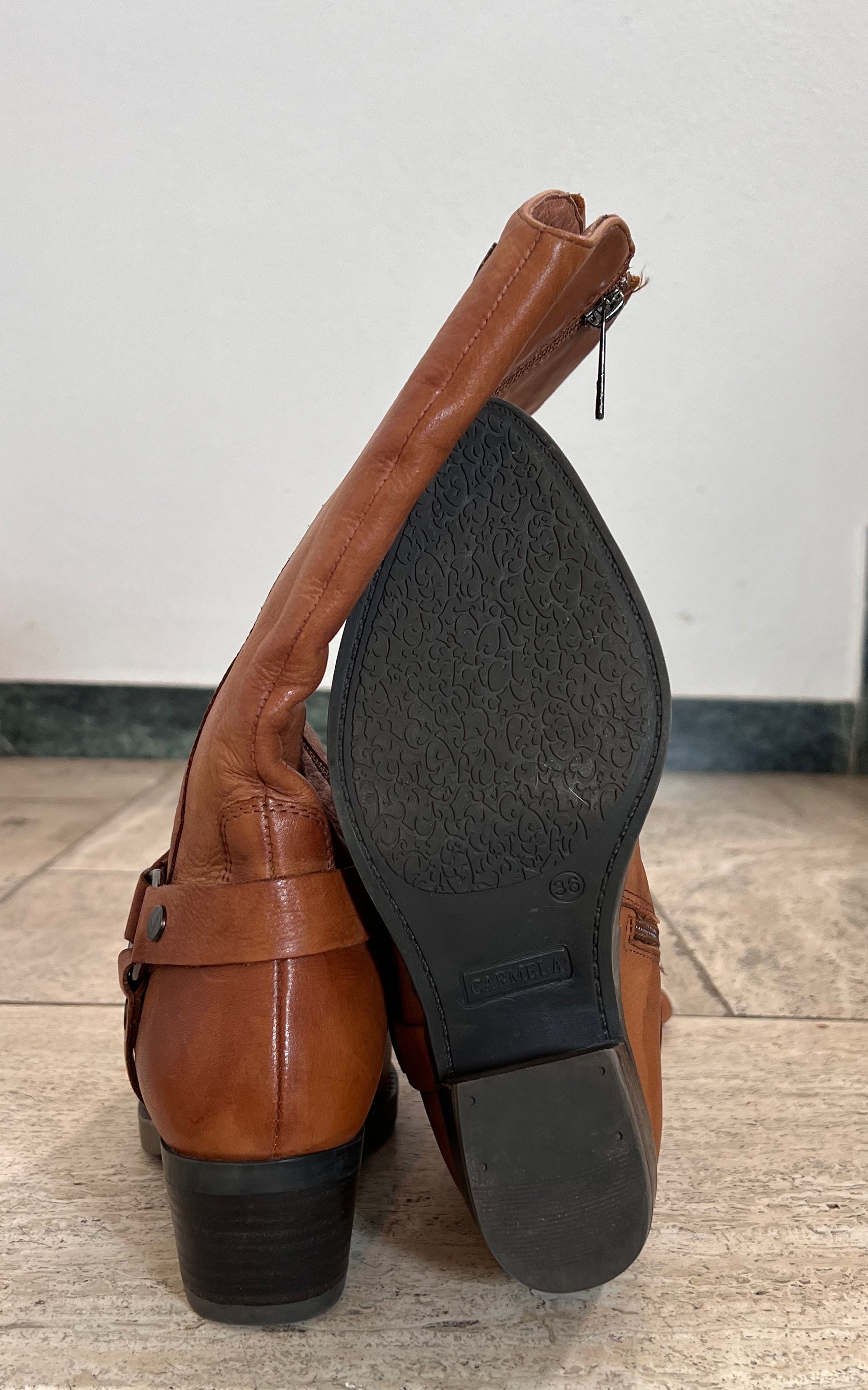 Vintage Carmela Boots 36