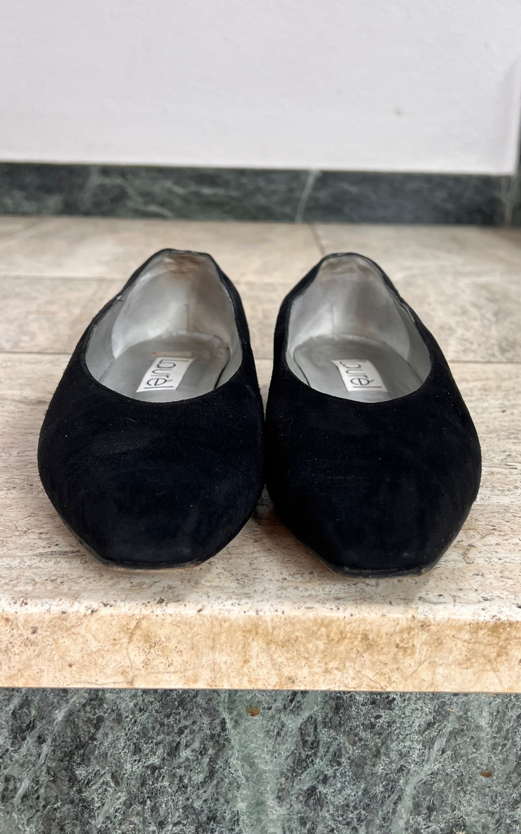 Vintage Laurel Black Suede Ballet Flats 40