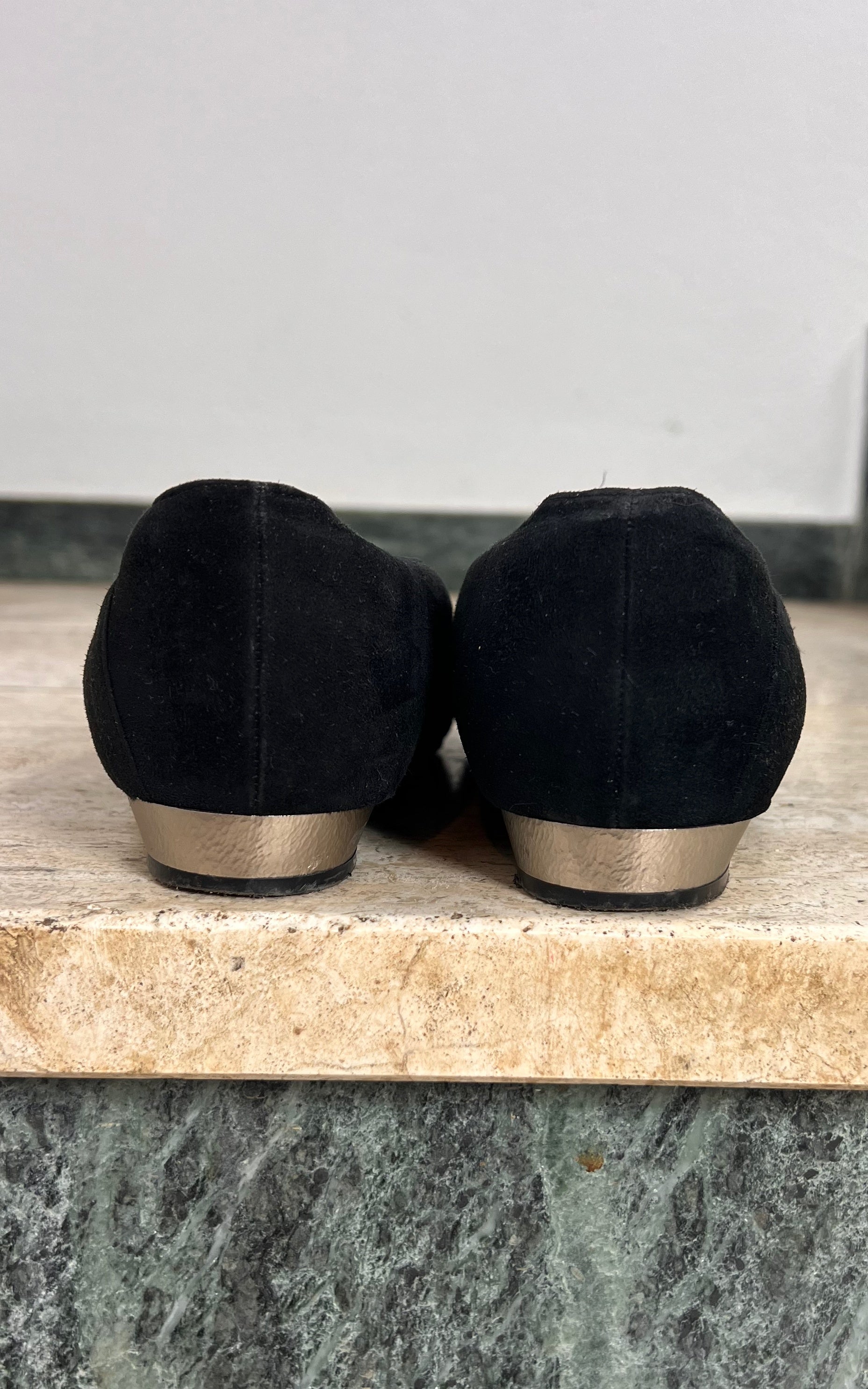 Vintage Laurel Black Suede Ballet Flats 40