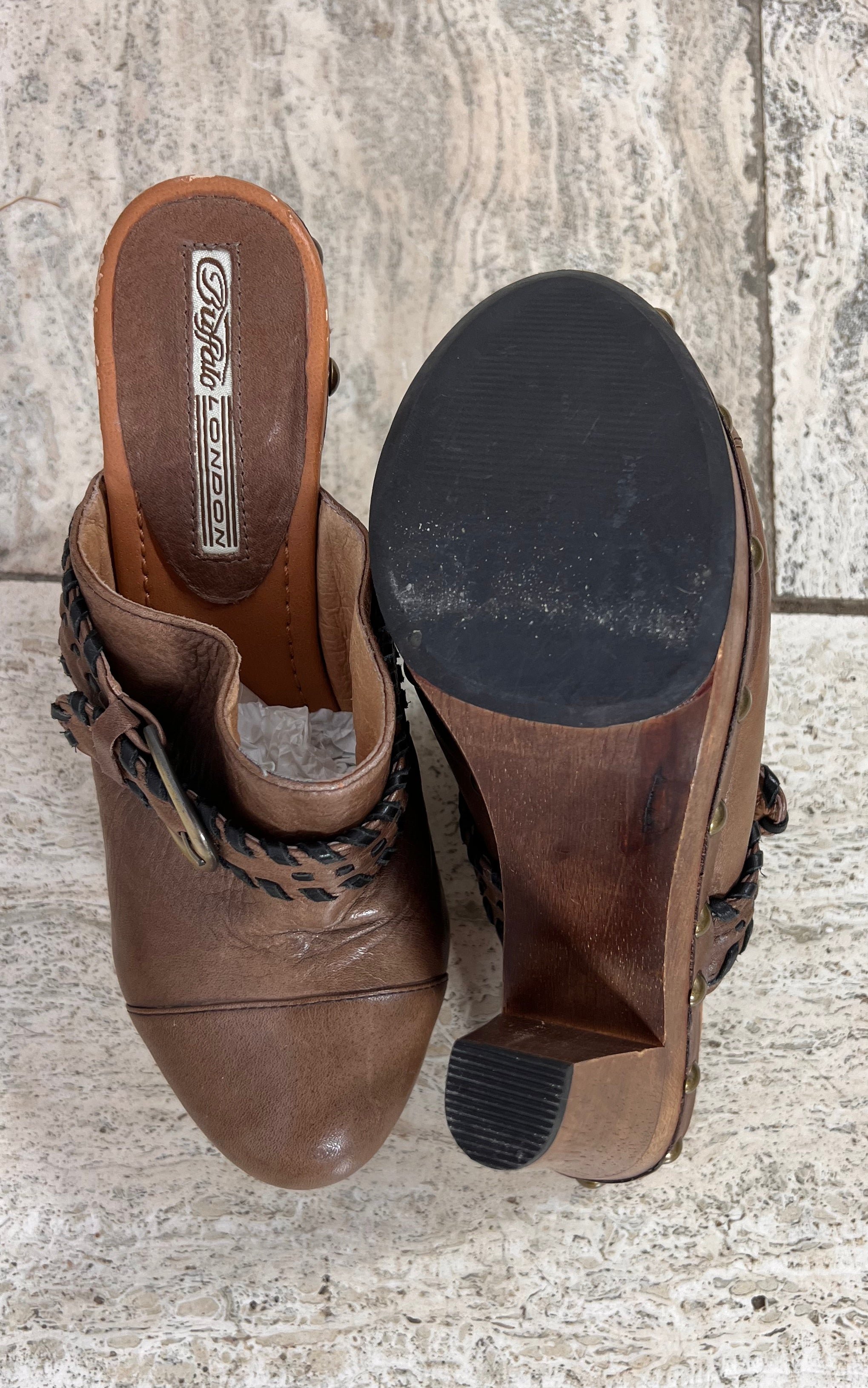 Vintage Early 2000 Buffalo London Platform Clogs 37