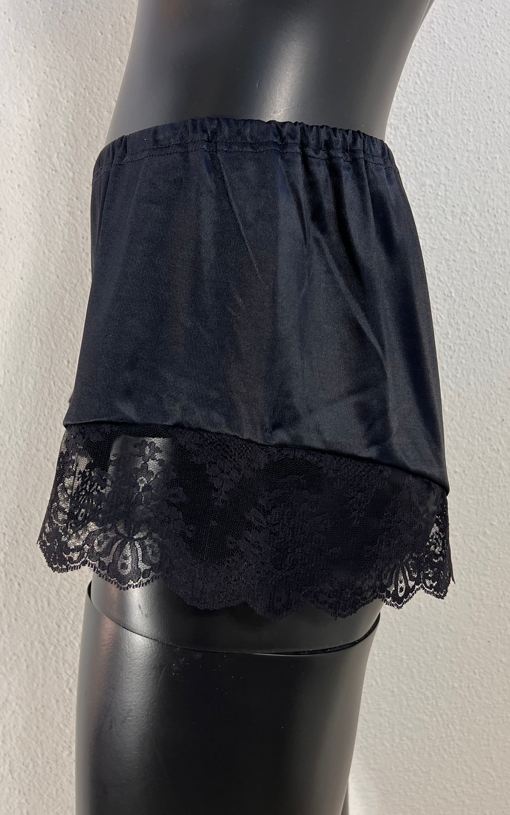 Vintage Schiesser Lace Lingerie Panty 40