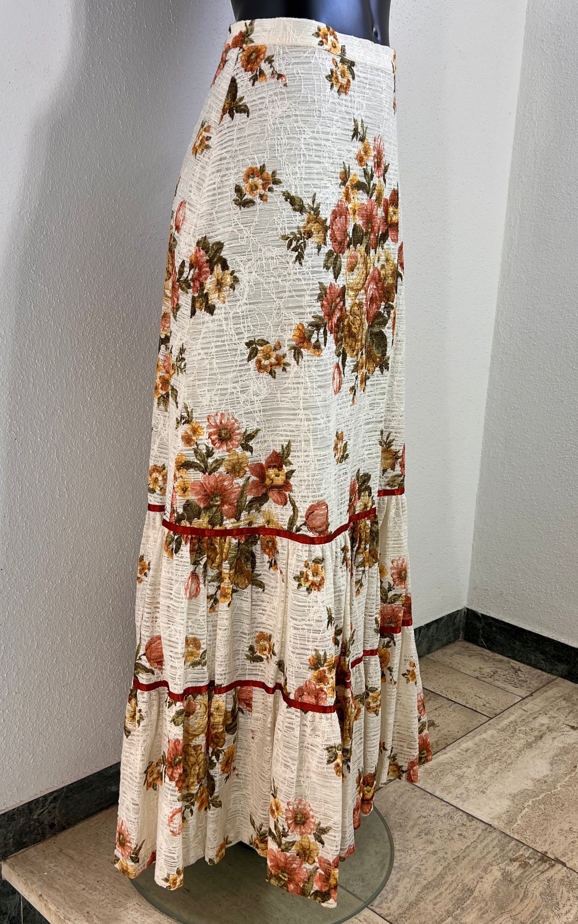 Vintage Romantic 70s Flower Skirt