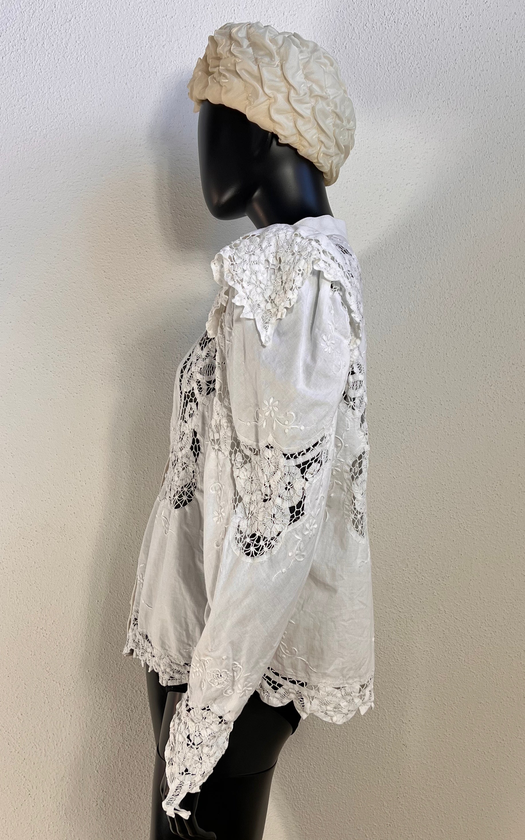 Vintage Romantic Lace Blouse