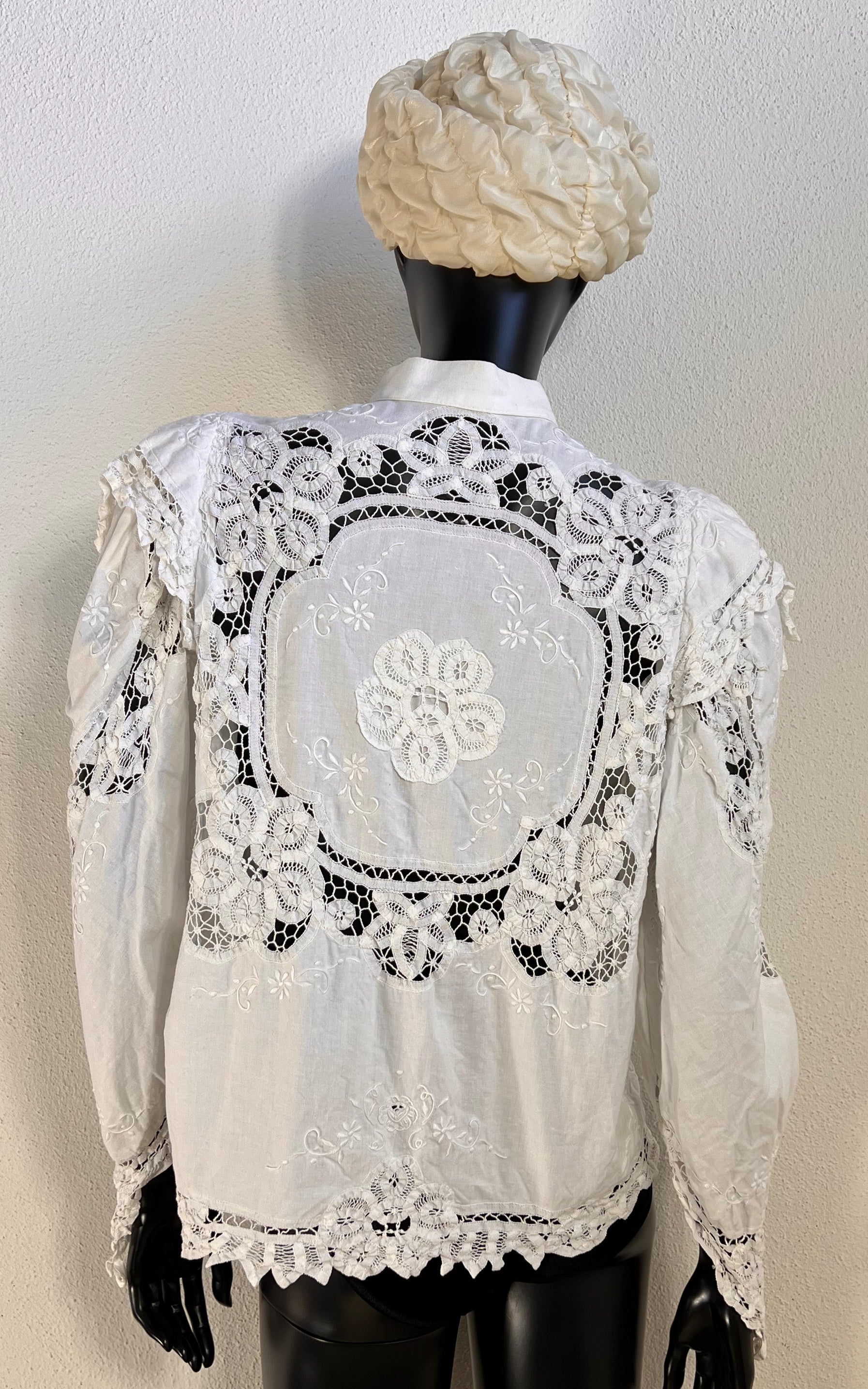 Vintage Romantic Lace Blouse