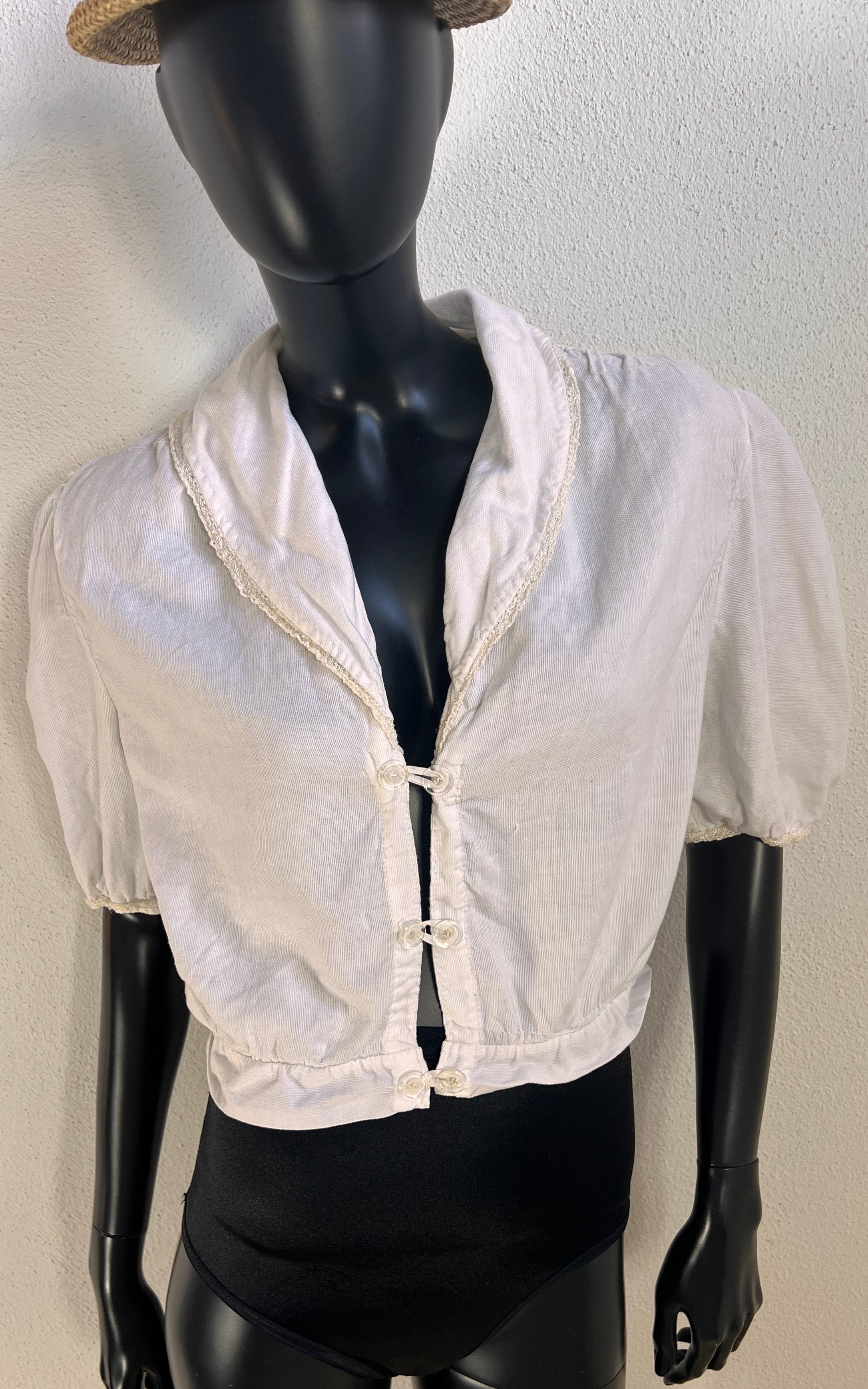 Vintage 40s Romantic Cropped Blouse