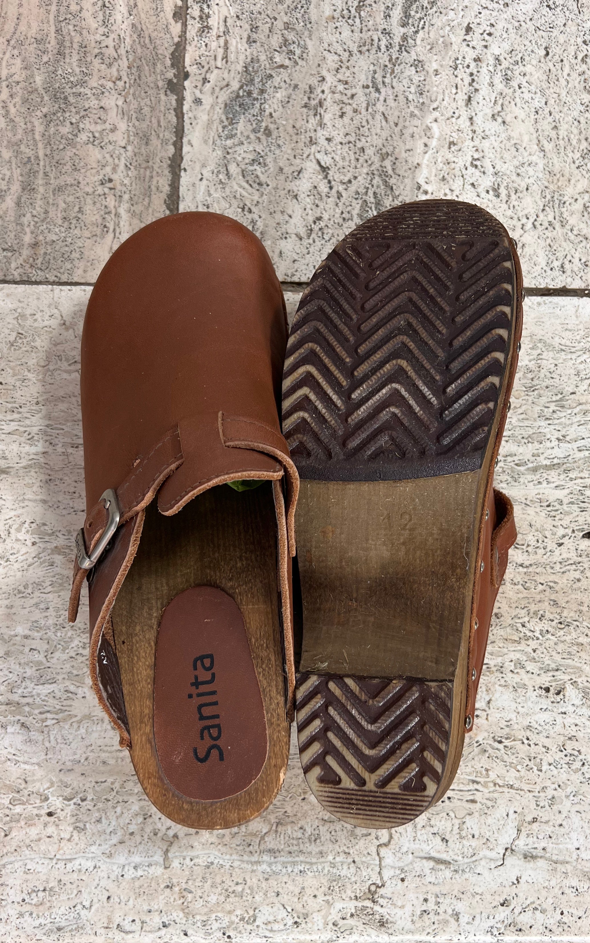 Sanita Danish Clogs 42