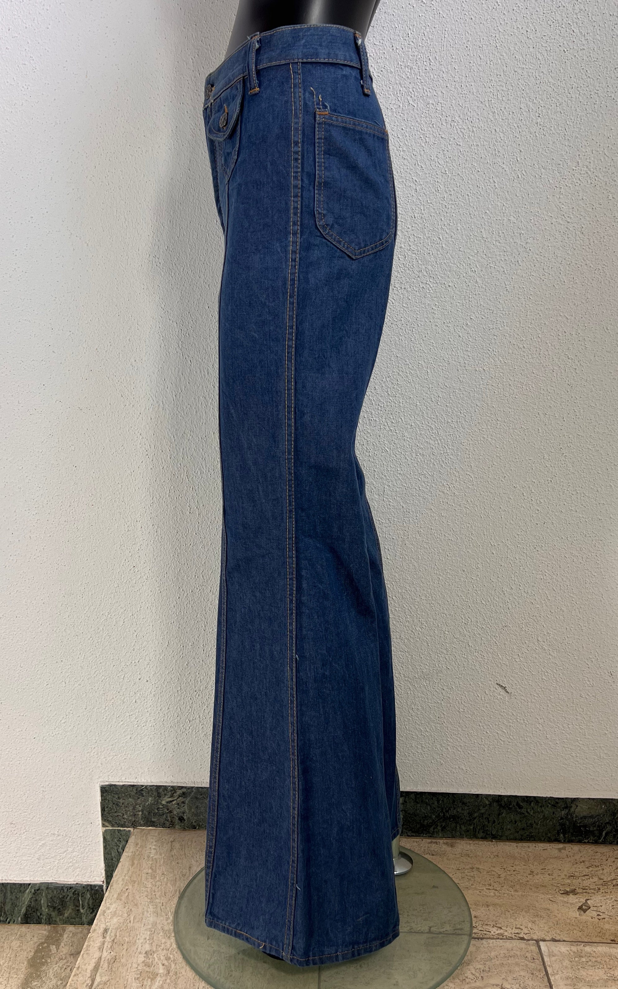 Vintage 70s Know How Fashion Flare