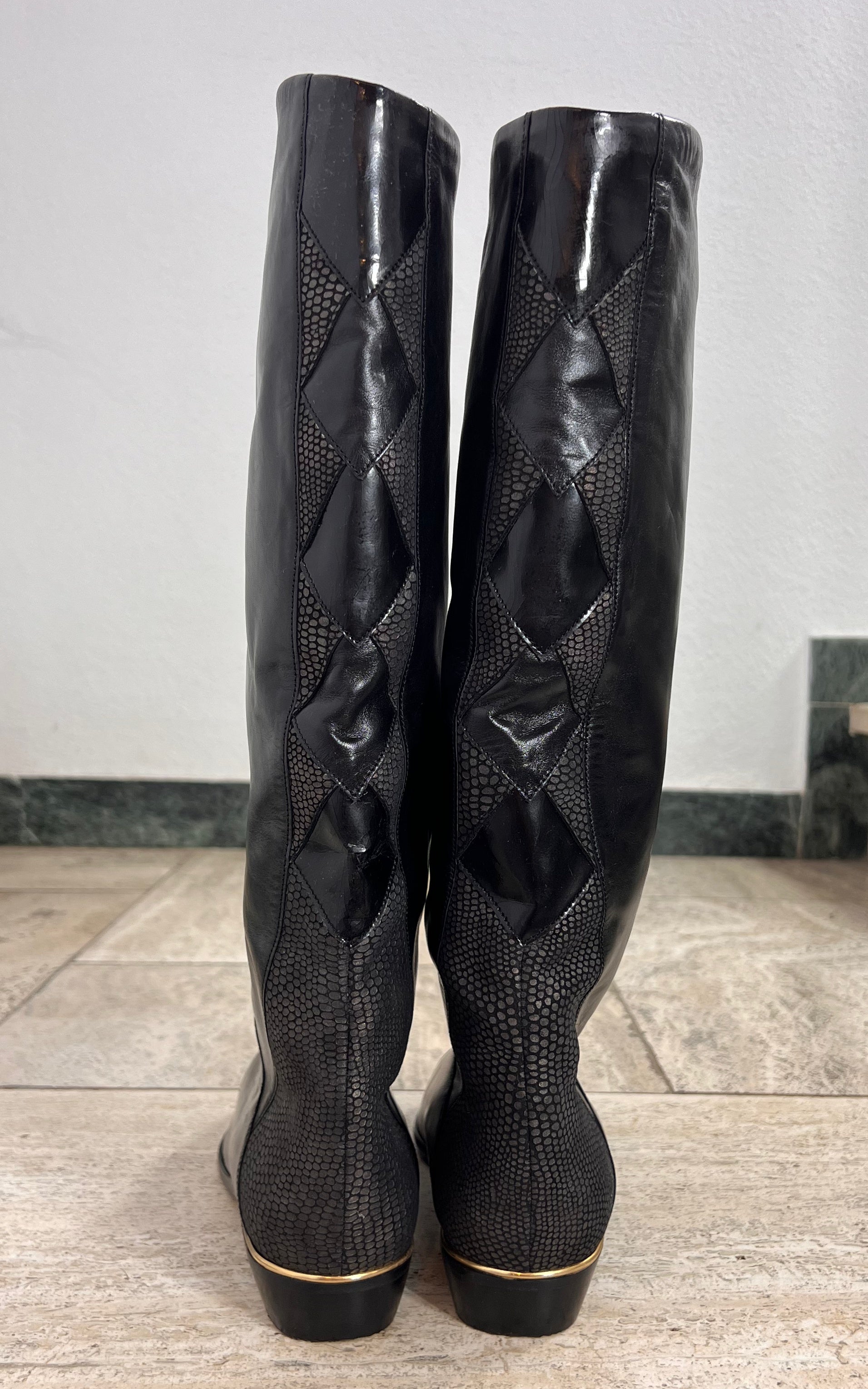 Vintage Black Leather Knee-High Boots with Textured Panel Detail 39