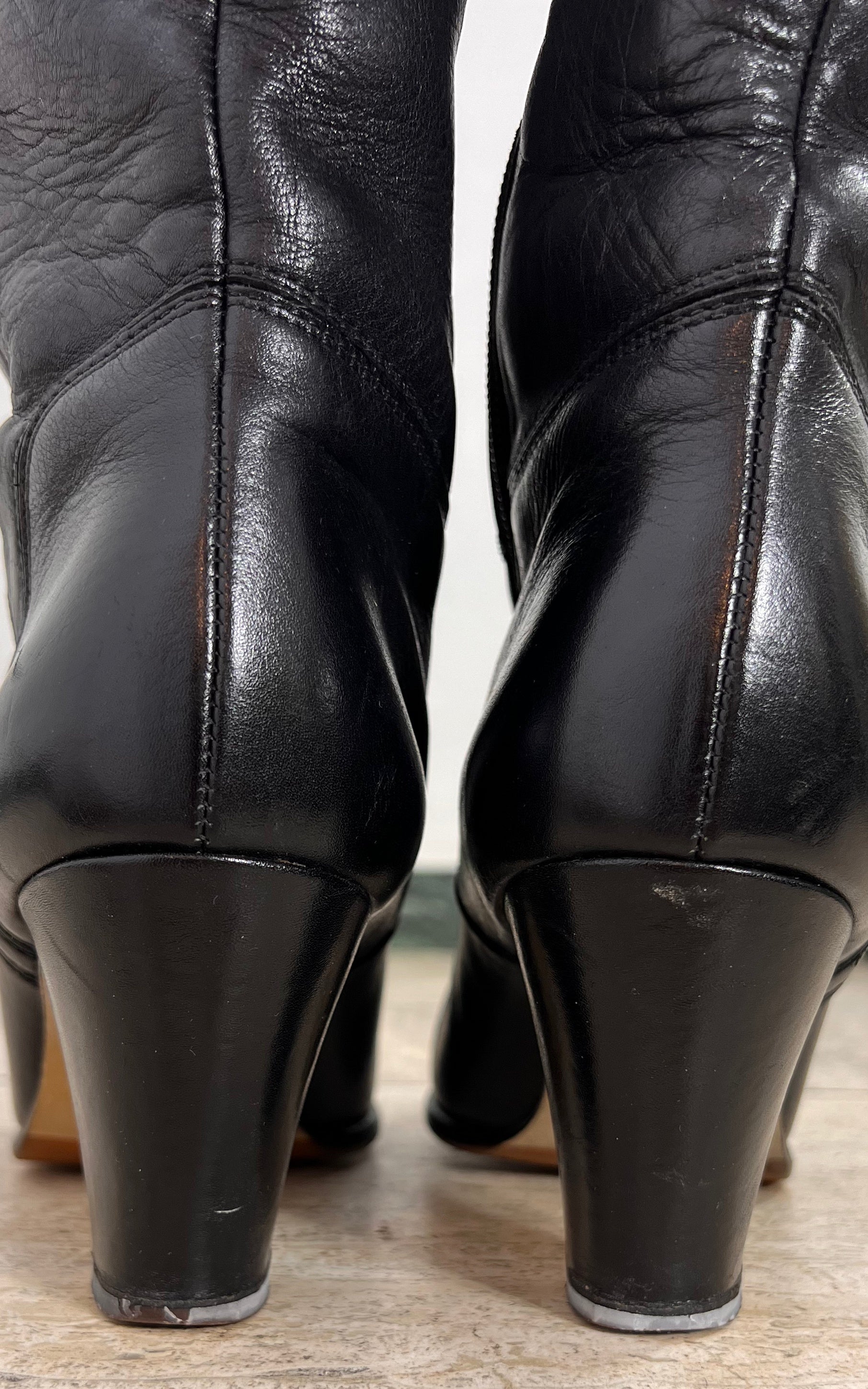Vintage 70s Black Knee-High Boots 39