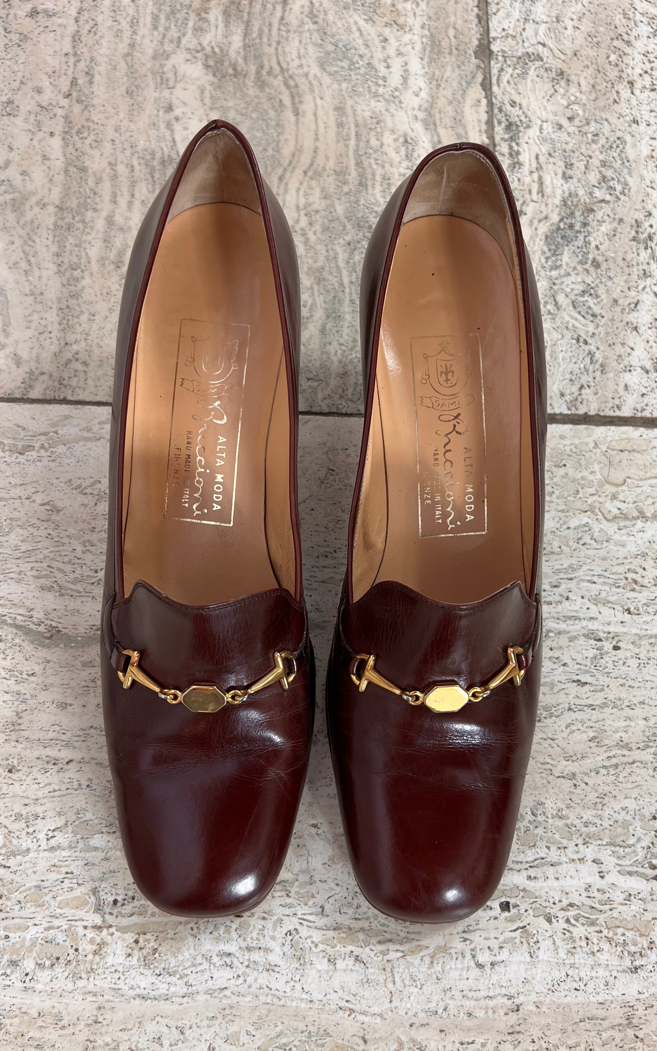 Vintage 70s Handmade Riccioni Burgundy Pumps 39