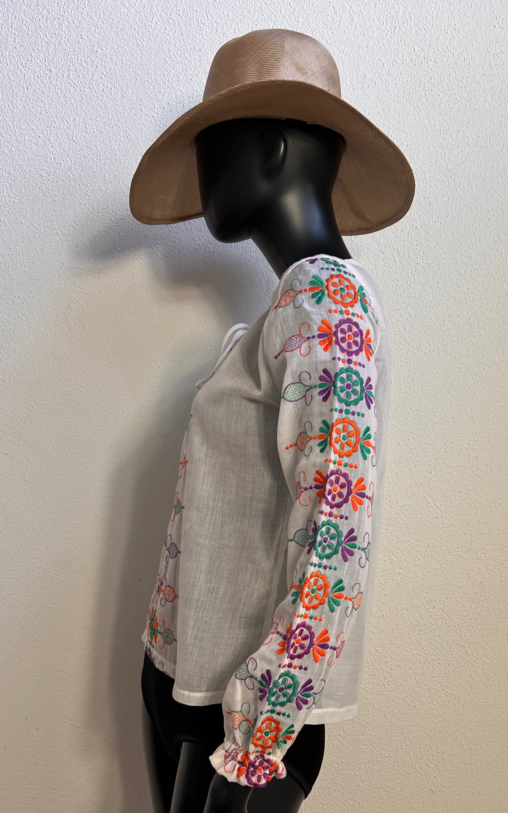 Vintage 70s Folklore Blouse