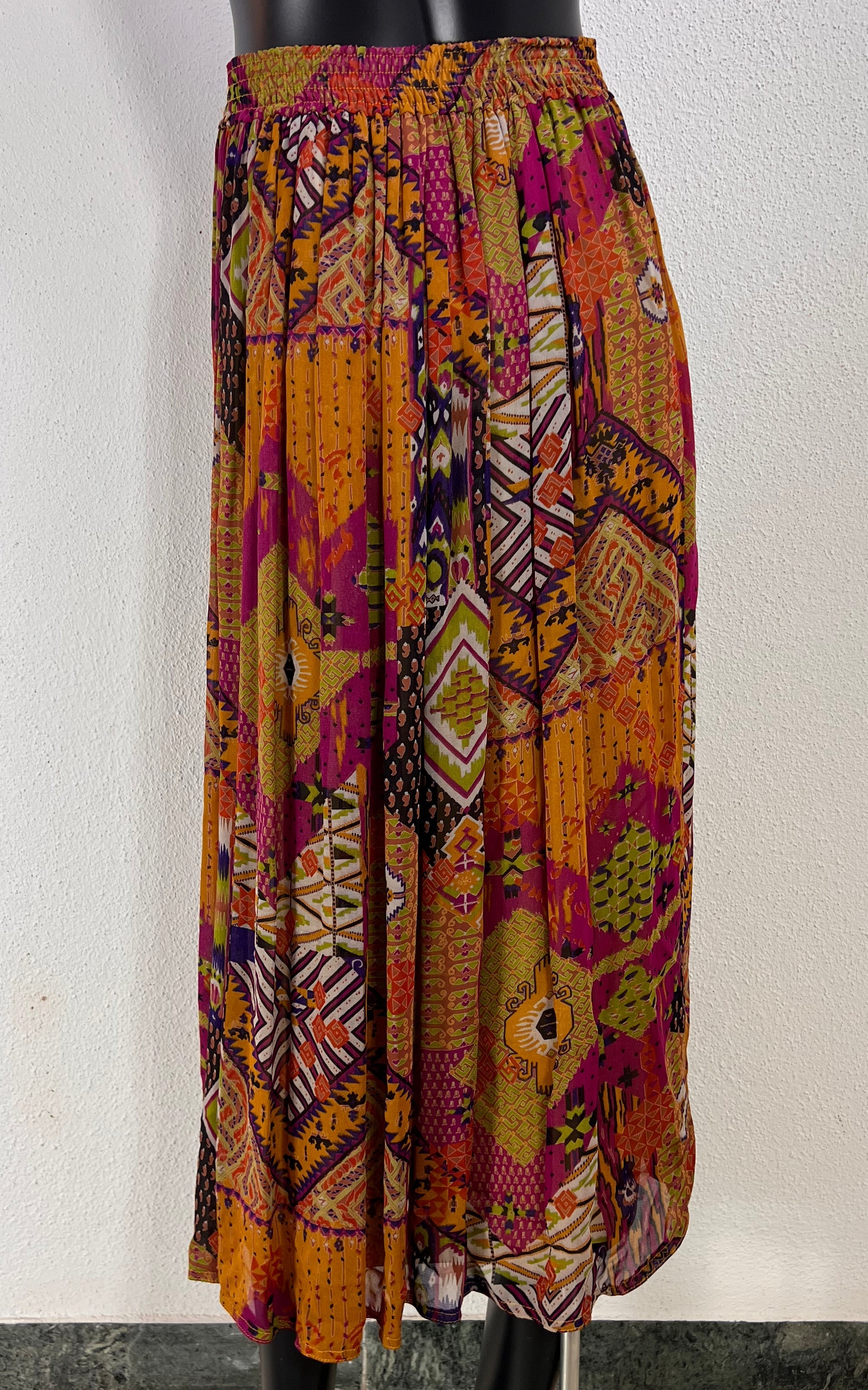 Vintage Abstract Pattern 90s Skirt