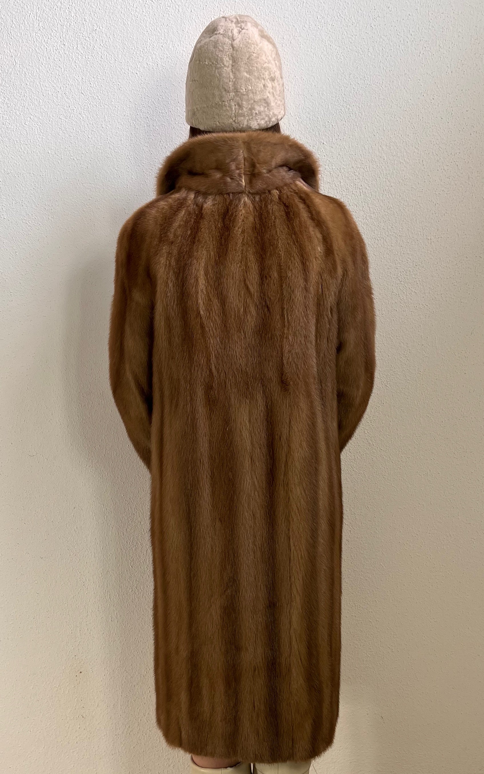 Vintage 1970s Brown Mink Fur Coat