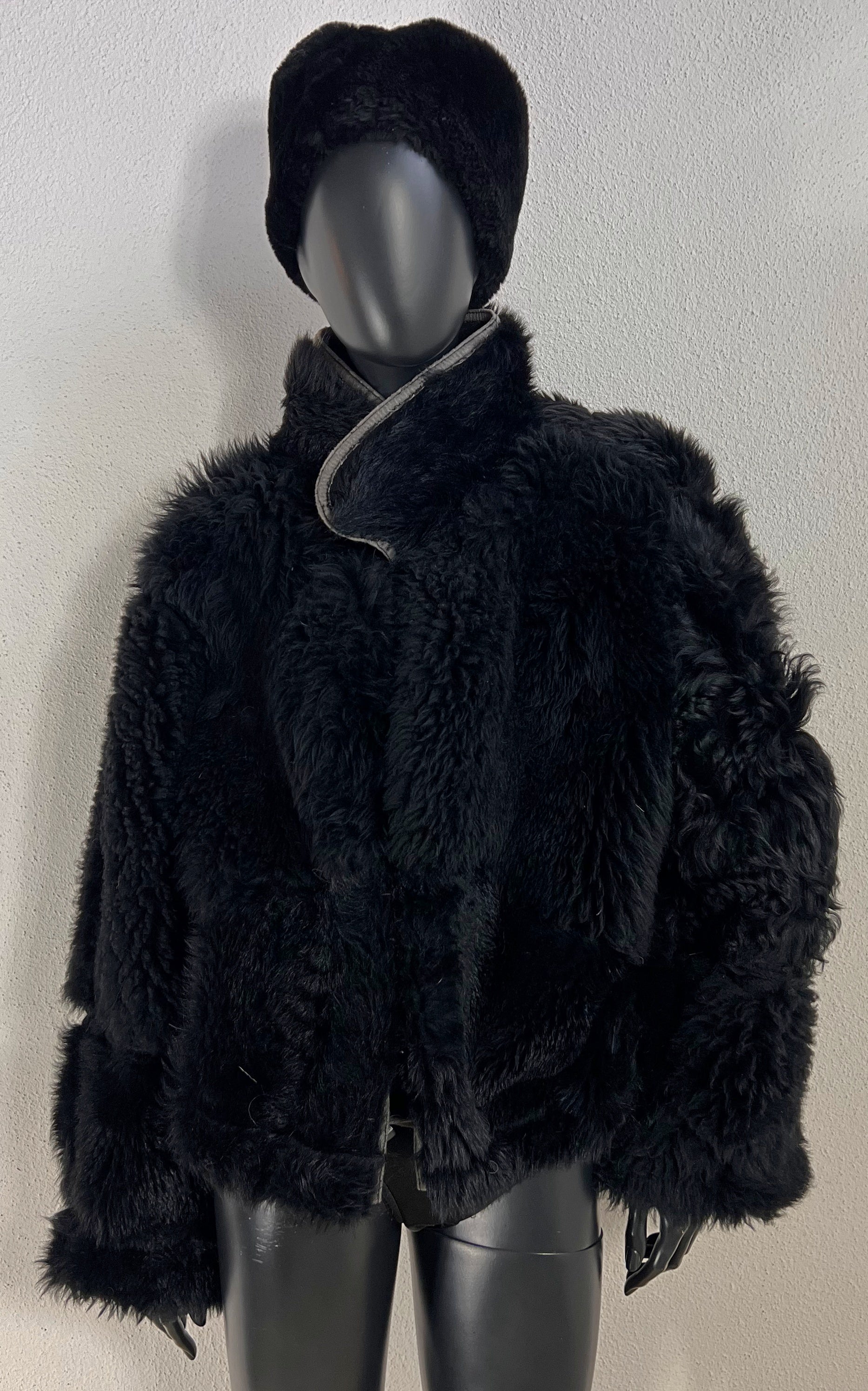 Vintage Cropped Curly Shearling Jacket