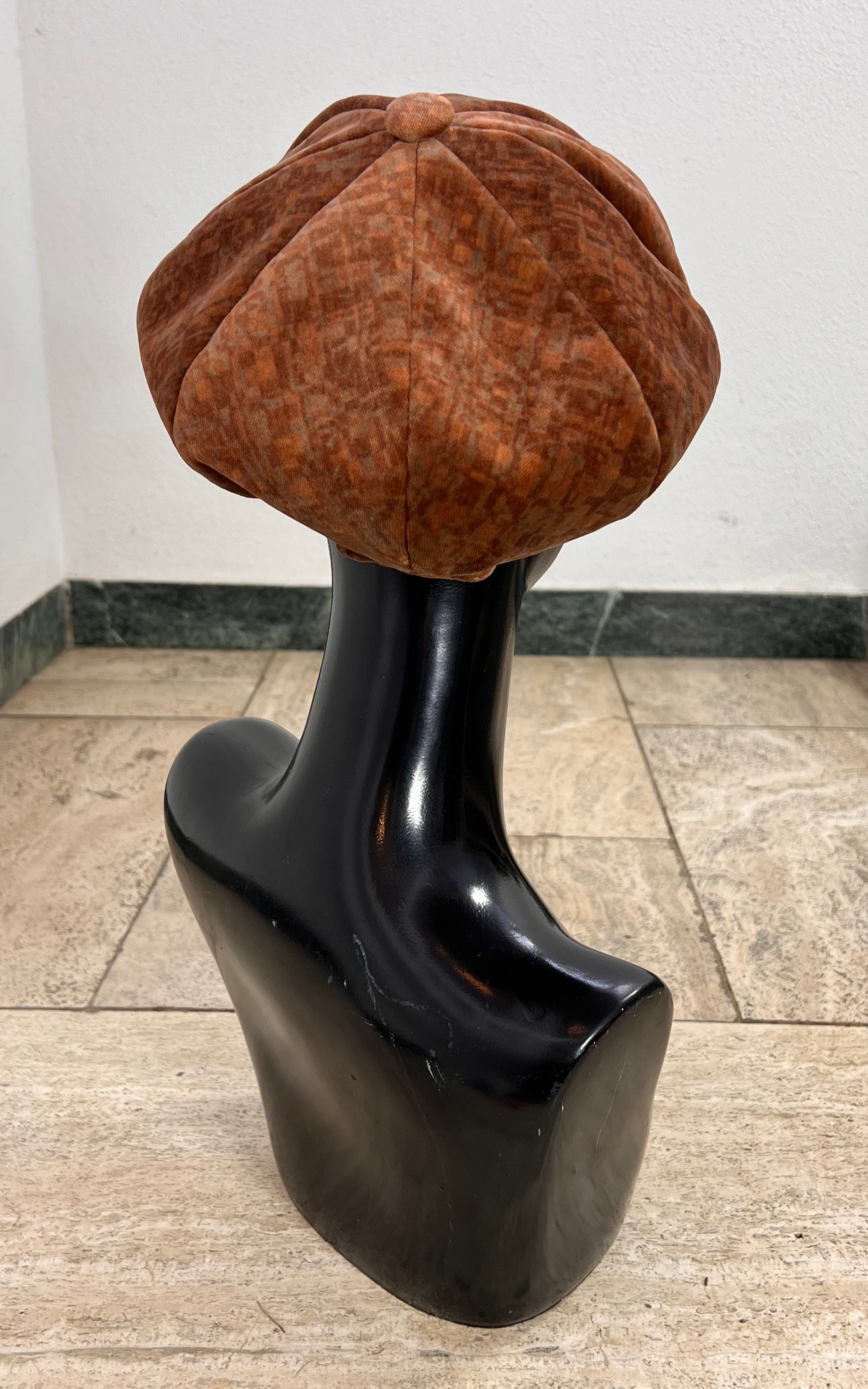 Vintage 70s Baker Boy Velvet Hat