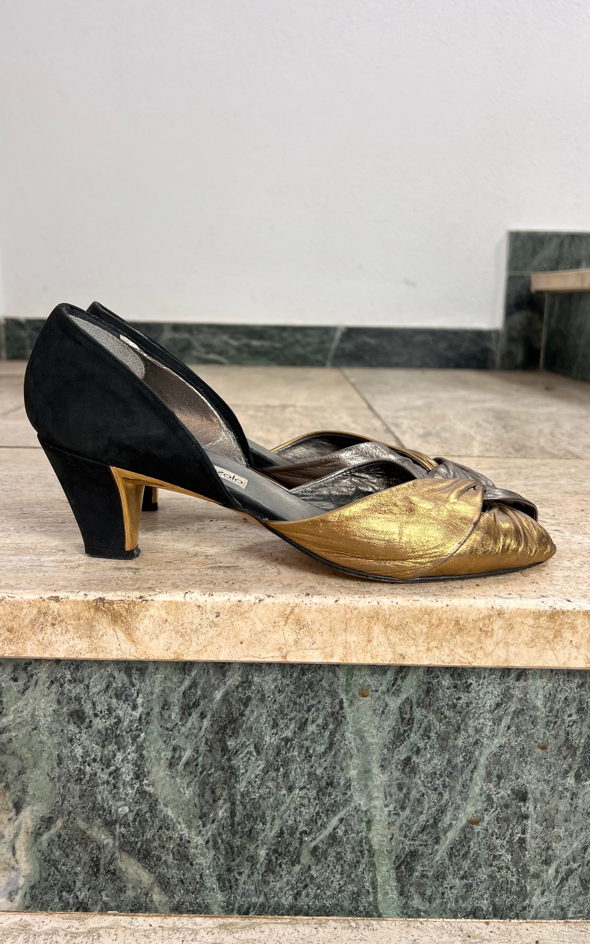 Vintage 80s Two-Tone Leather Heels 41