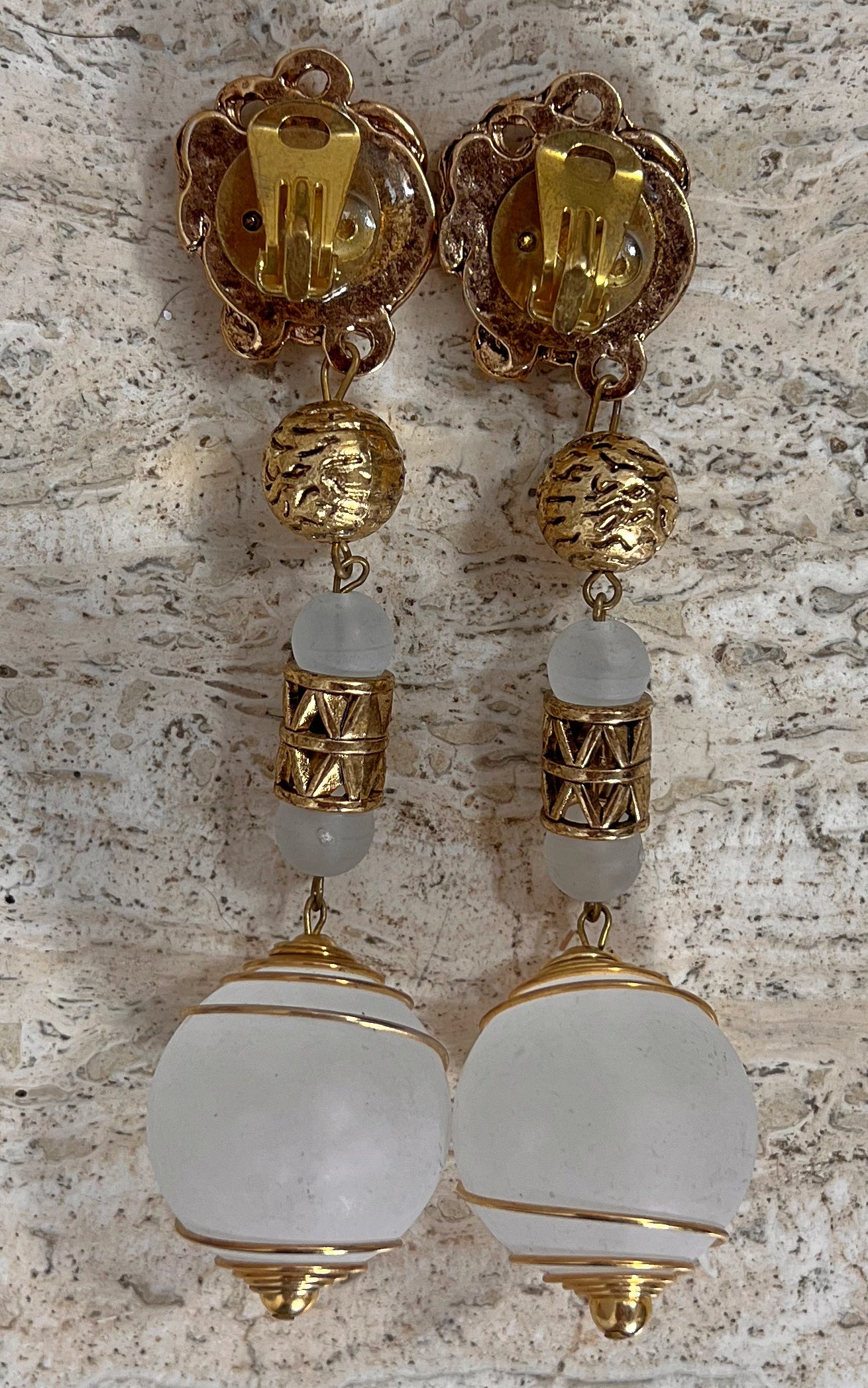 Vintage Big 70s Deadstock Statement Clip Ons
