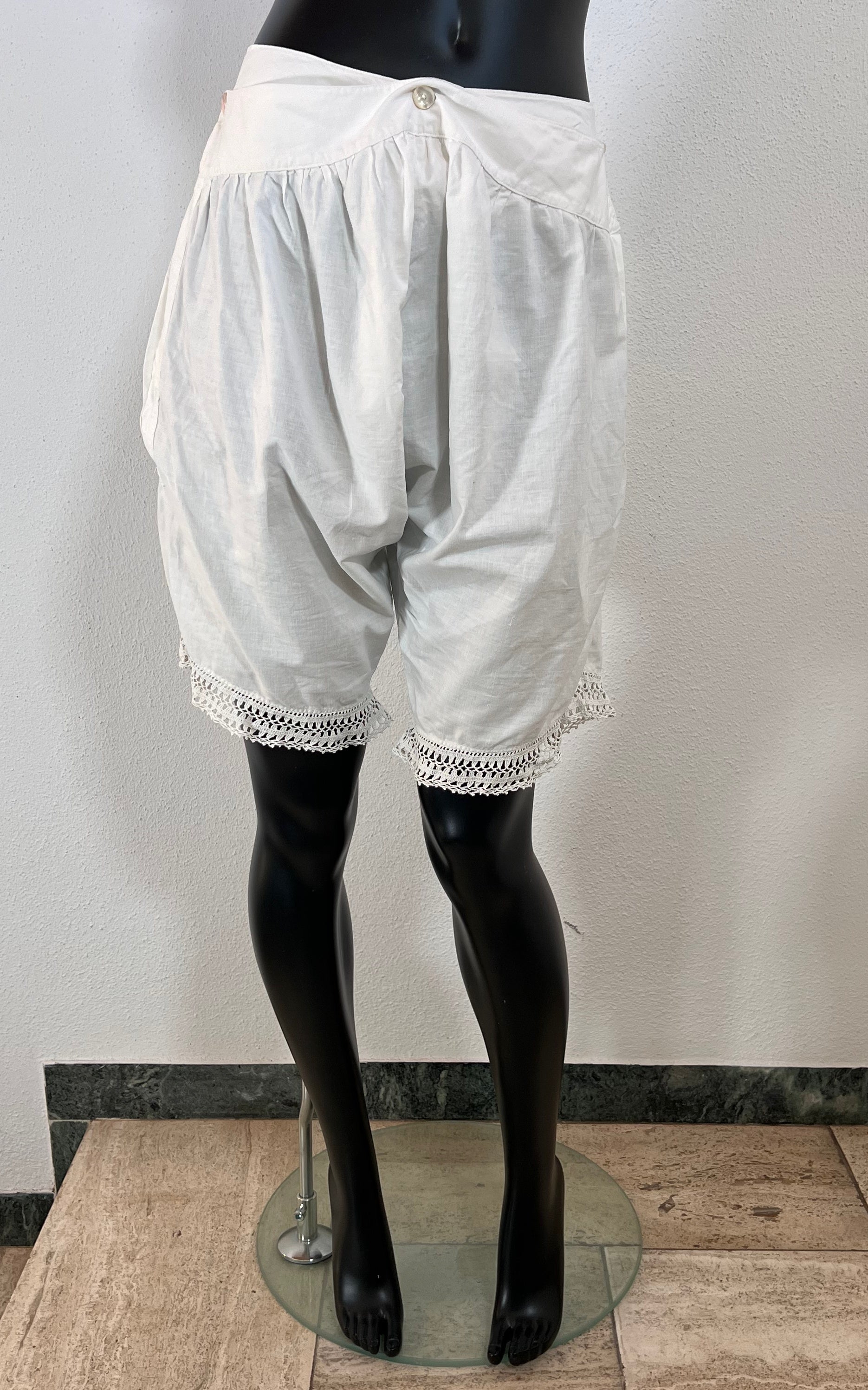 Antique Lace Shorts