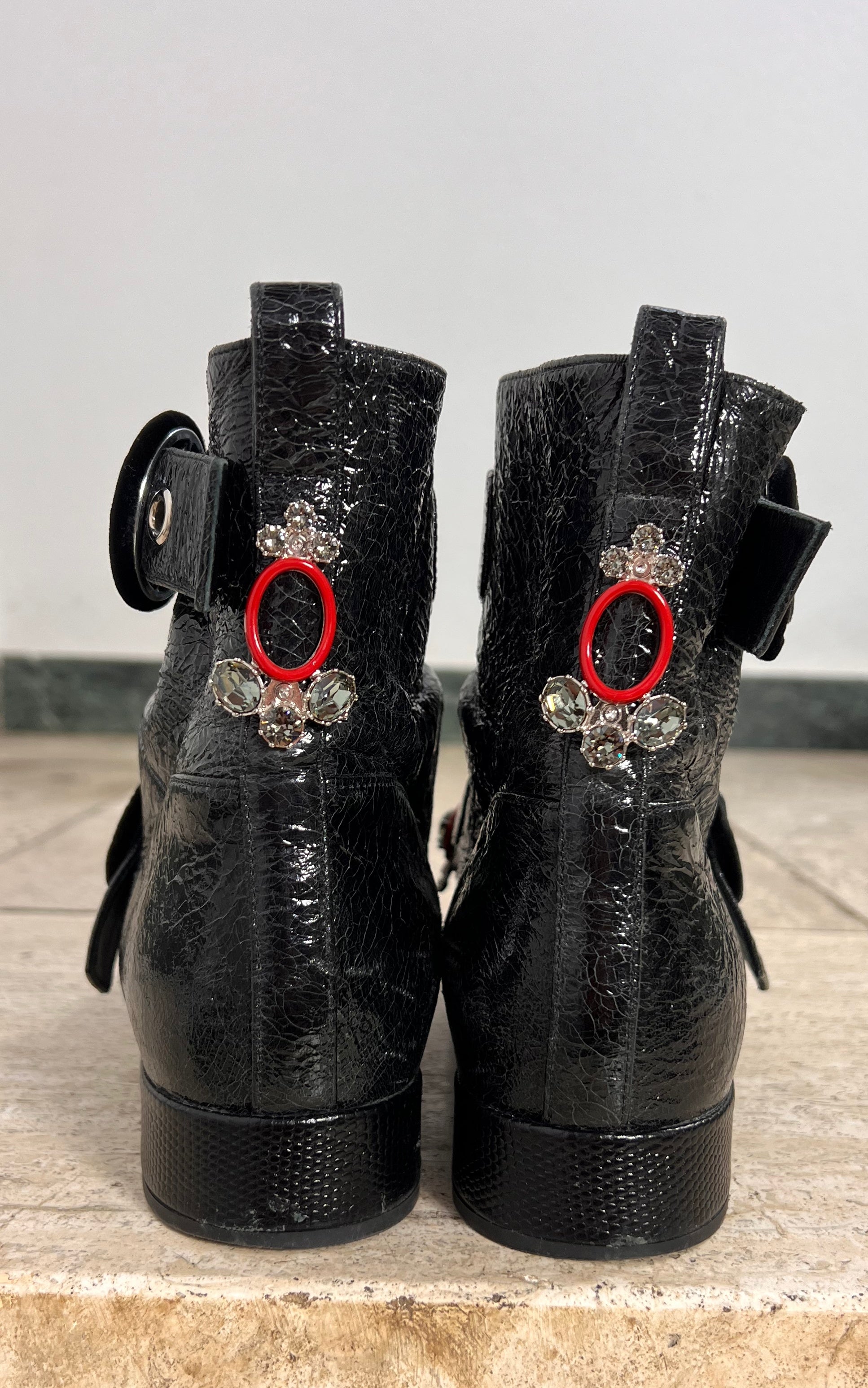Christian Dior Black Crackle Patent Leather Ankle Boots 39,5 ( 2016 )